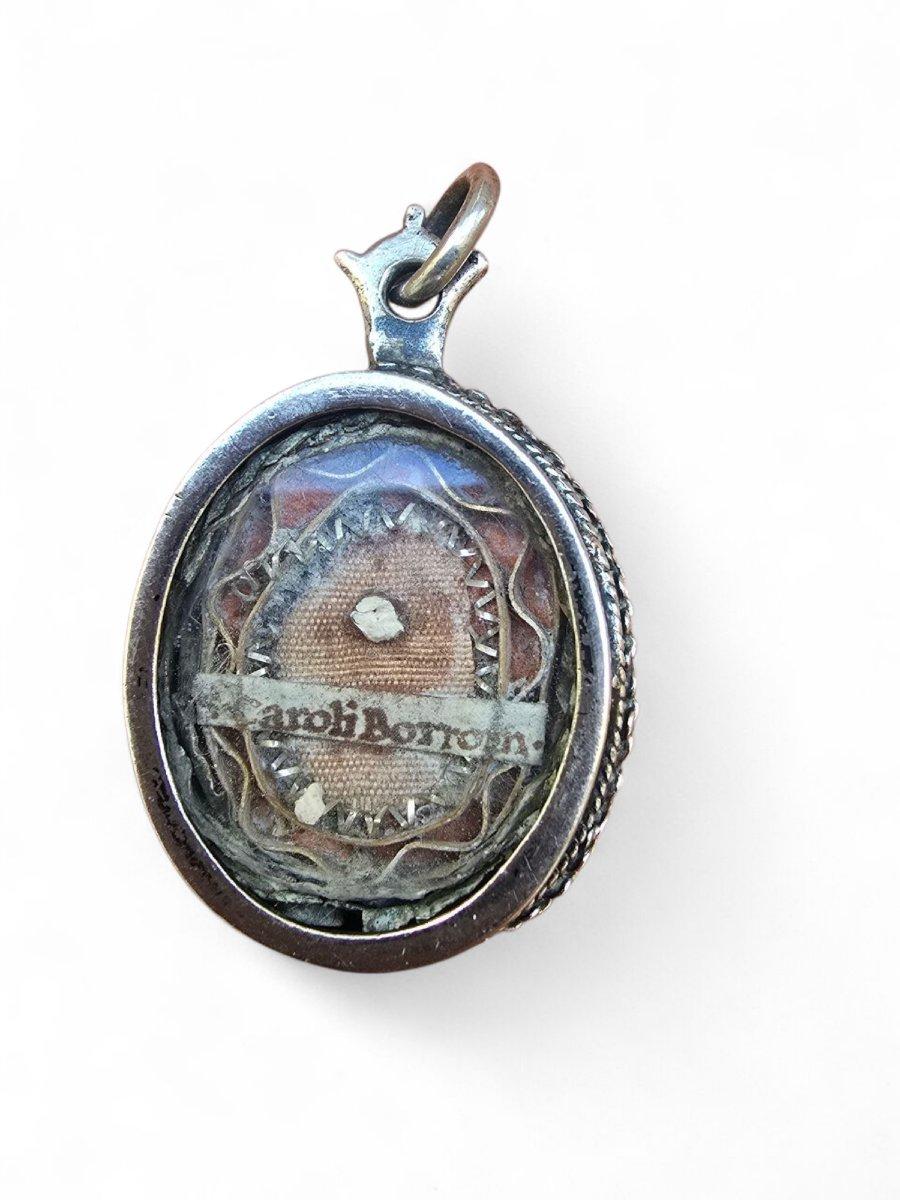 Baroque Reliquaire à médaillon en argent - 18e siècle en vente