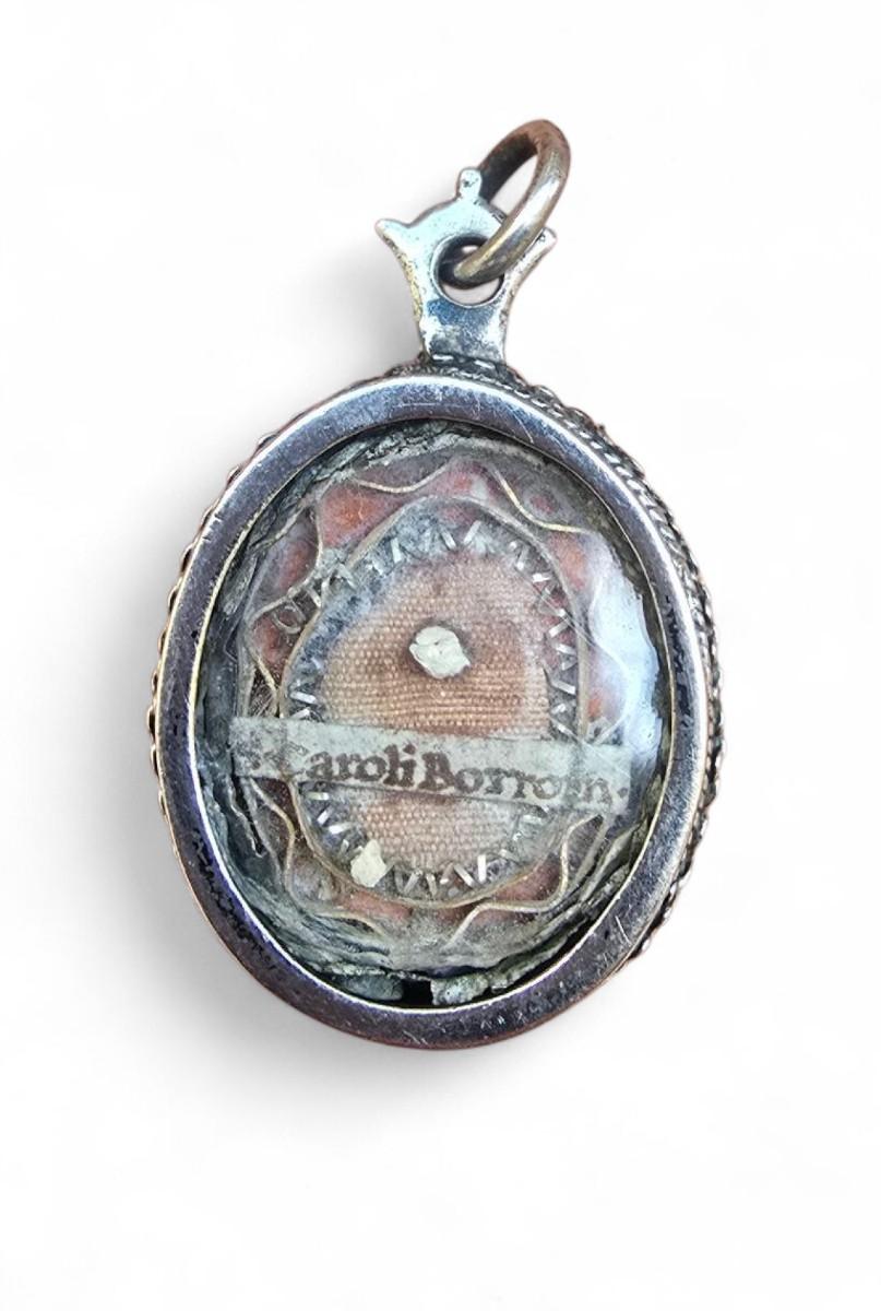 Argent sterling Reliquaire à médaillon en argent - 18e siècle en vente