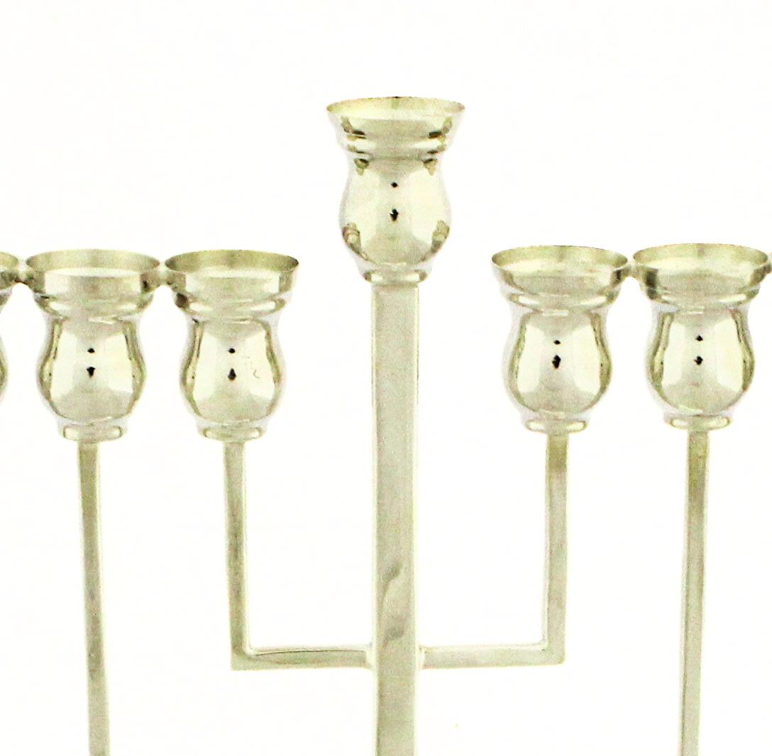 Menorah aus Sterlingsilber im Zustand „Neu“ im Angebot in Brooklyn, NY