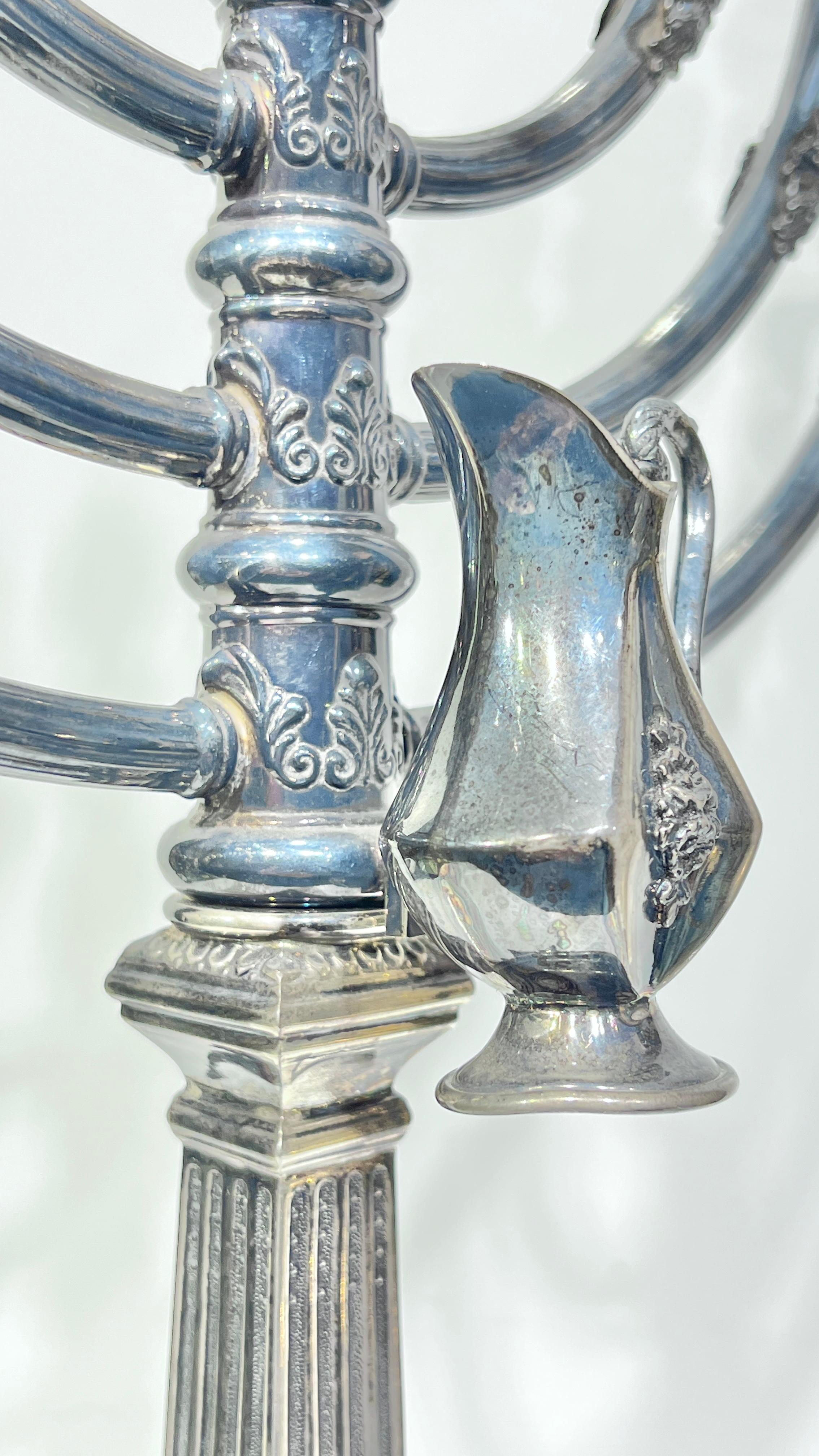 Sterling Silver Menorah (Sterlingsilber) im Angebot