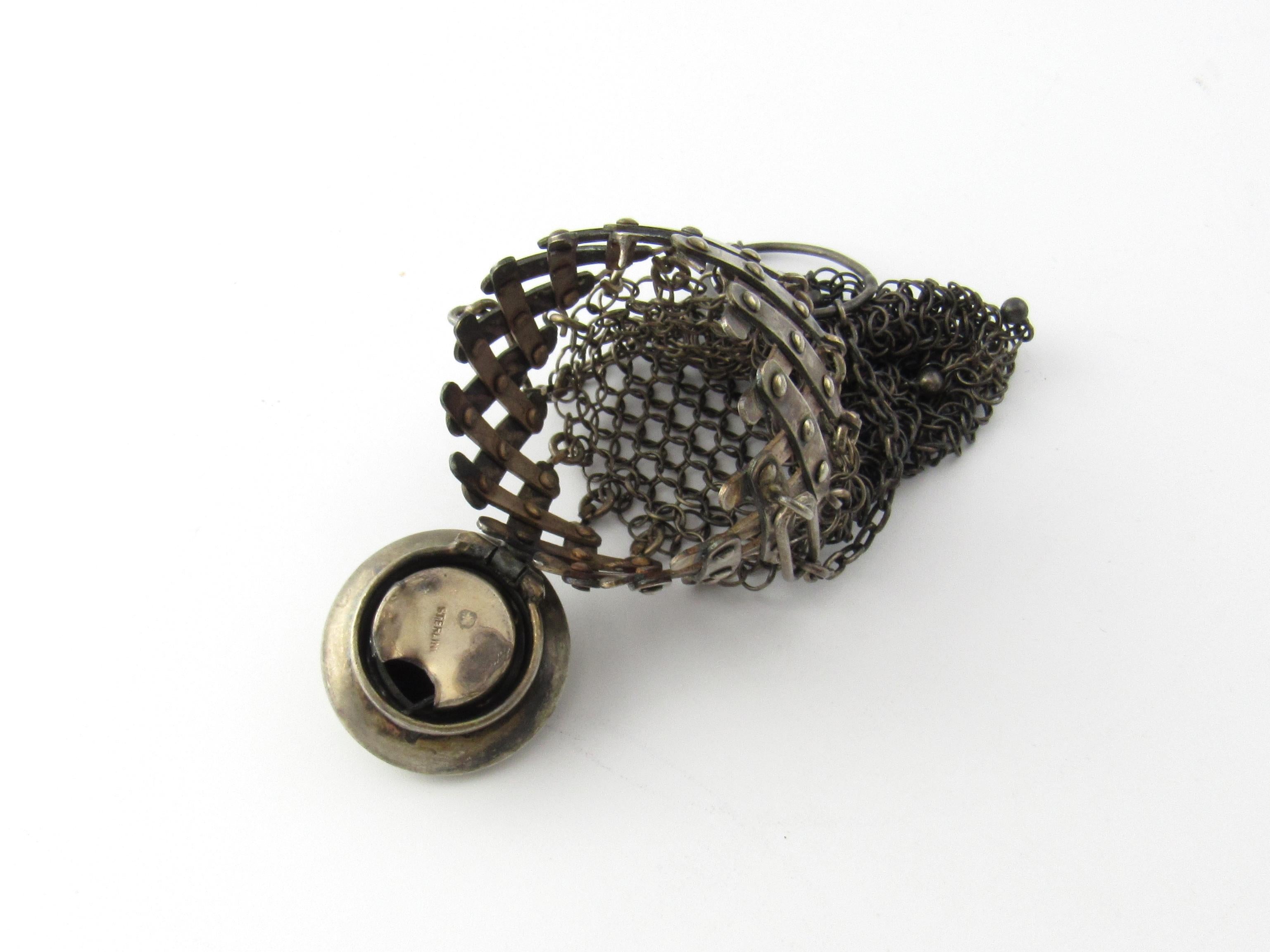expanding gate coin purse