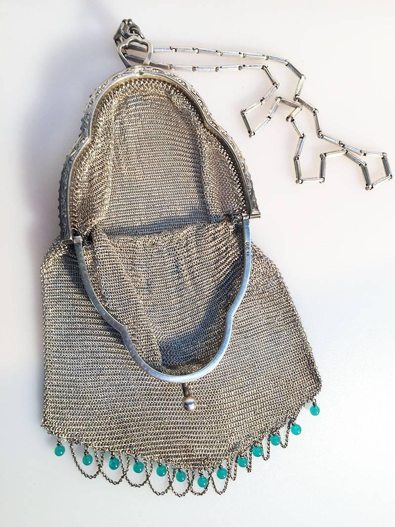 Dutch Sterling Silver Mesh Weave beaded bag, ca 1900 For Sale