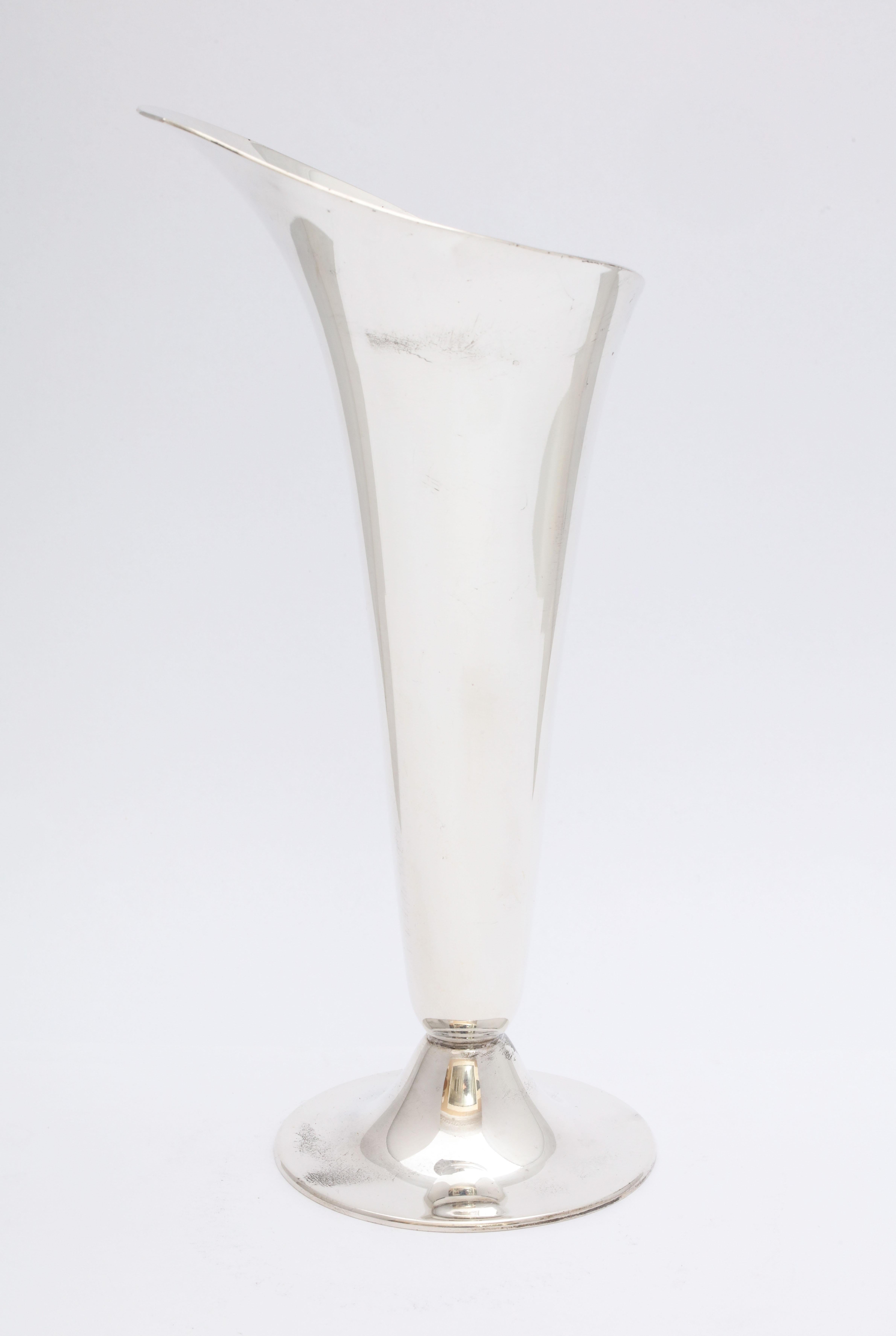 Sterling Silver Mid-Century Modern Calla Lily - Form Vase by Tiffany & Co. 3
