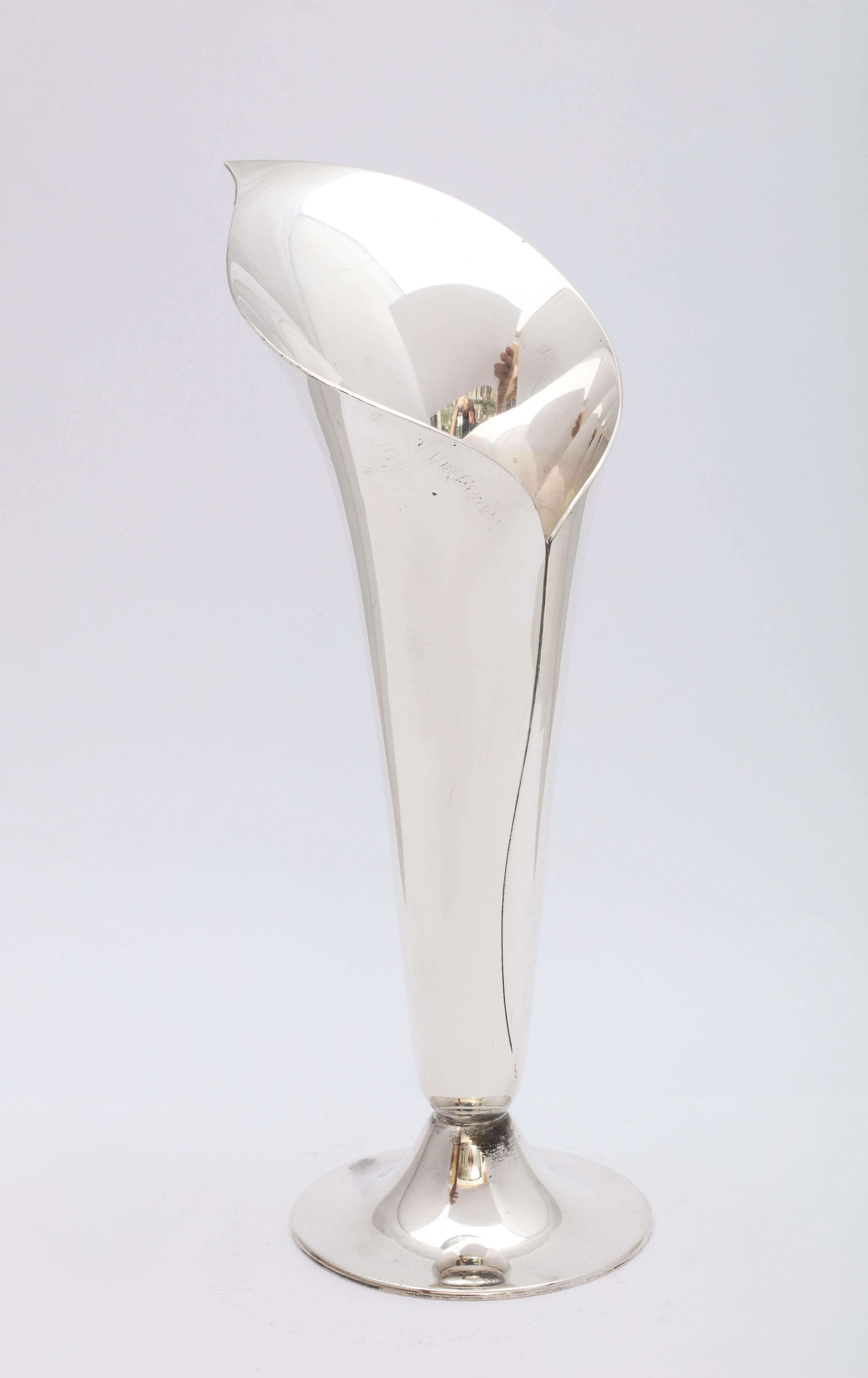 Sterling Silver Mid-Century Modern Calla Lily - Form Vase by Tiffany & Co. 4