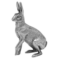 Modèle de hare en argent sterling fabriqué en 1972 par A. E. Jones