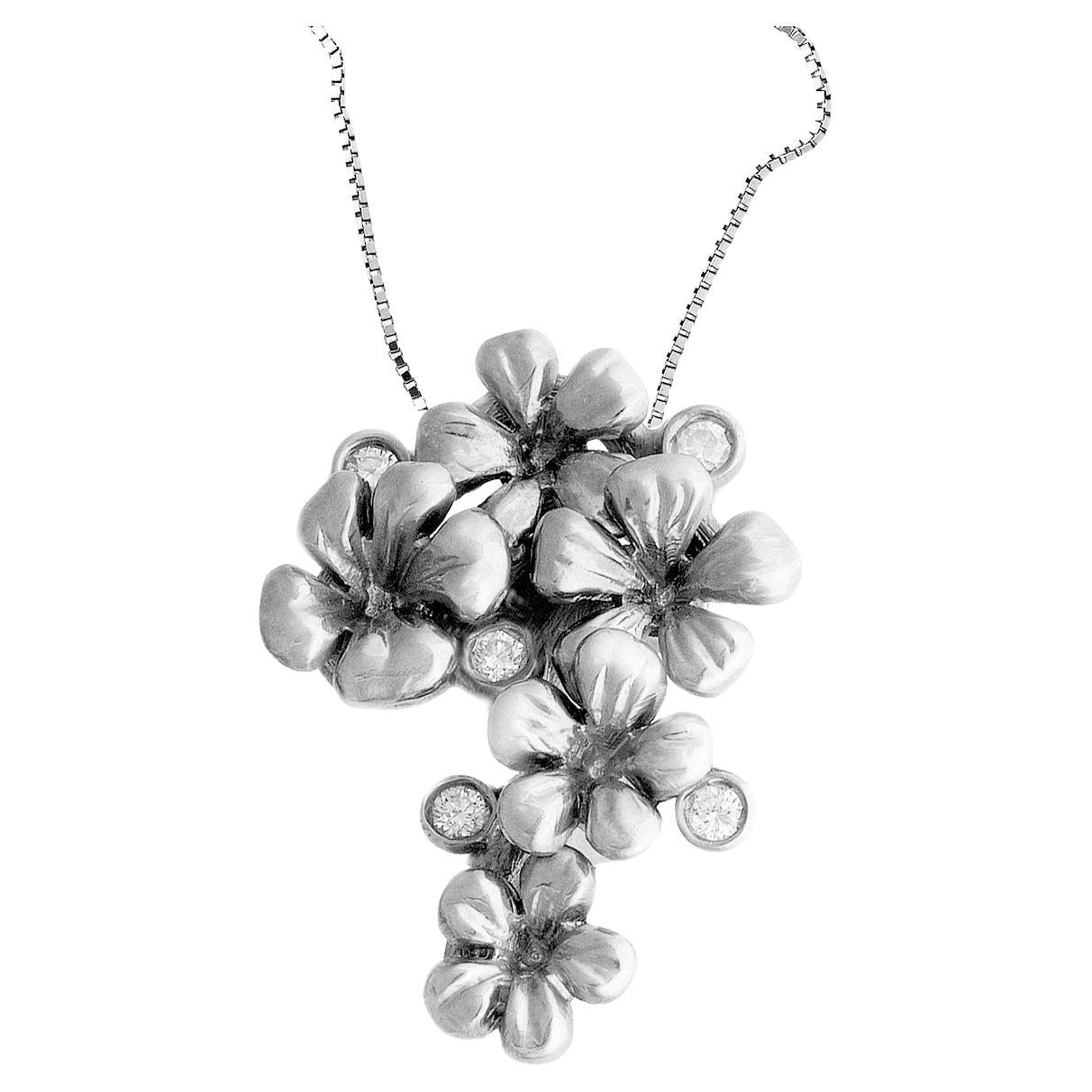 Sterling Silver Modern Style Pendant Necklace with Topazes For Sale