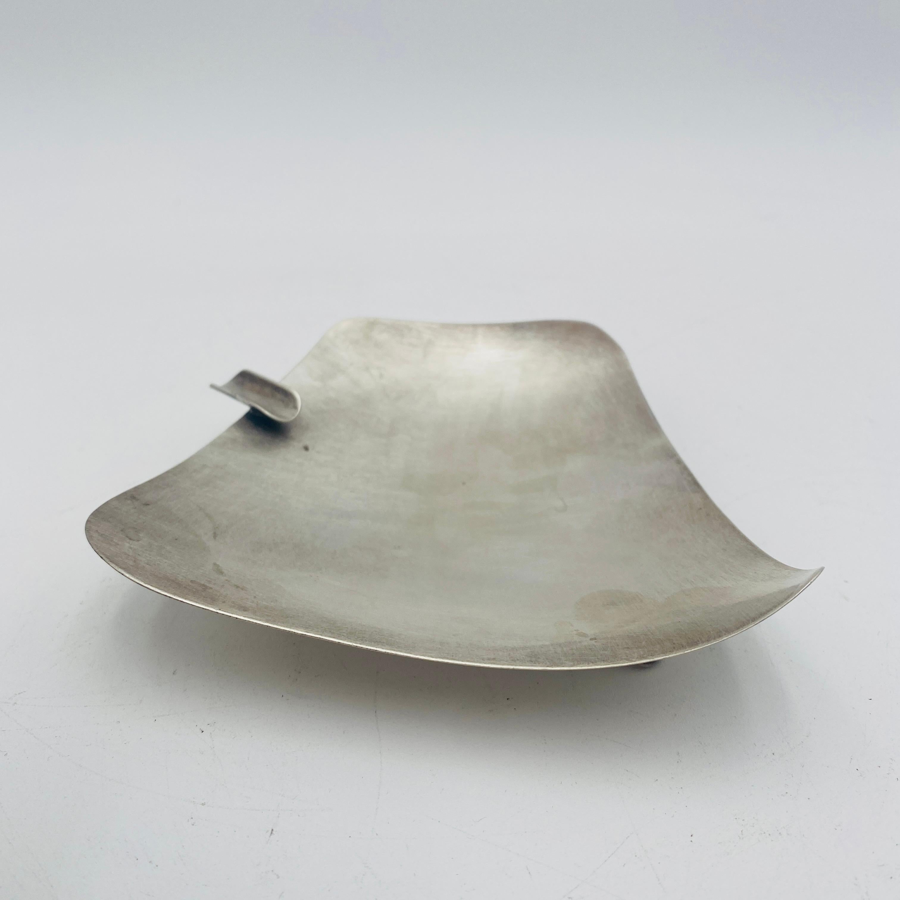 Sterling Silber Modernist Aschenbecher Handcrafted im Zustand „Gut“ im Angebot in San Juan Capistrano, CA