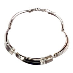 Collana modernista in argento di Jules Brenner