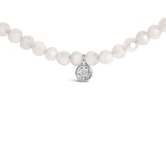 Halskette mit Mondsteinperlen aus Sterlingsilber und Diamantakzent