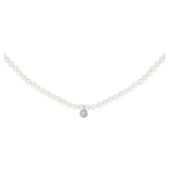 Halskette mit Mondsteinperlen aus Sterlingsilber und Diamantakzent