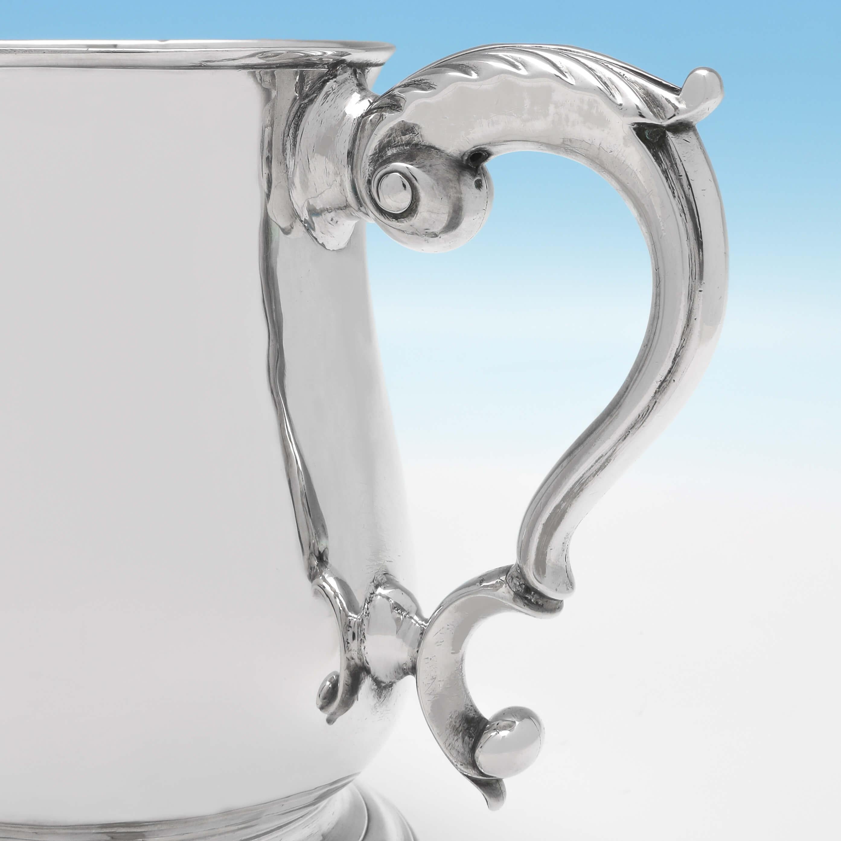 18th Century George II Antique Sterling Silver Mug from 1748 by Fuller White In Good Condition In London, London