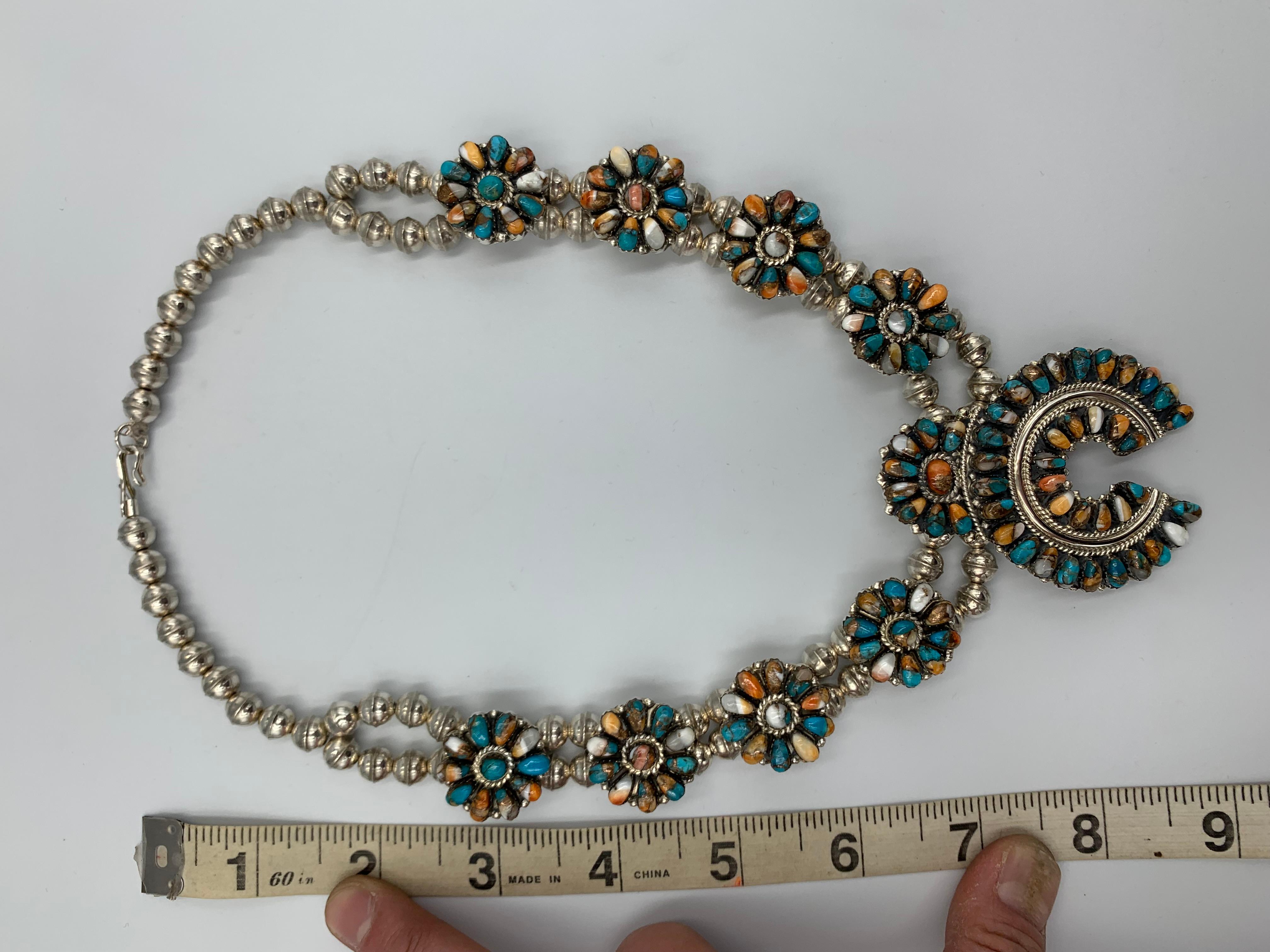 Collana con fiori di zucca a grappolo in argento 925 di Lorraine Waatsa in vendita 6