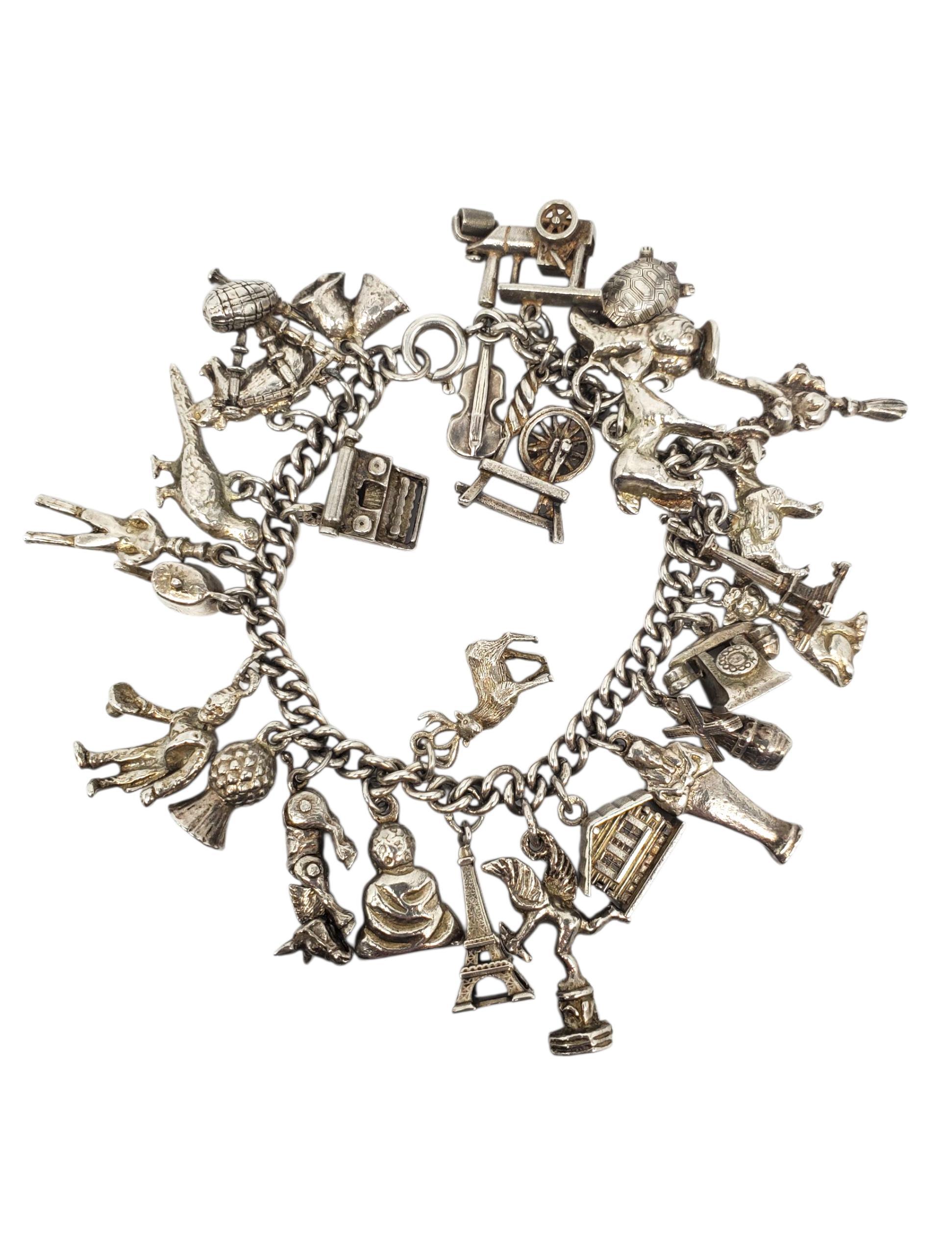 Contemporaneo Bracciale con charms multipli in argento 925 #22674 in vendita