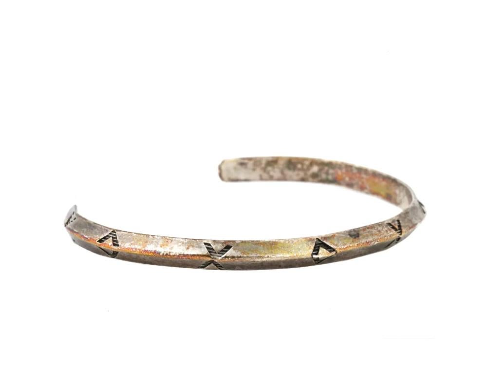 Sterling Silver Native American Navajo Bangle In Good Condition For Sale In New York, NY