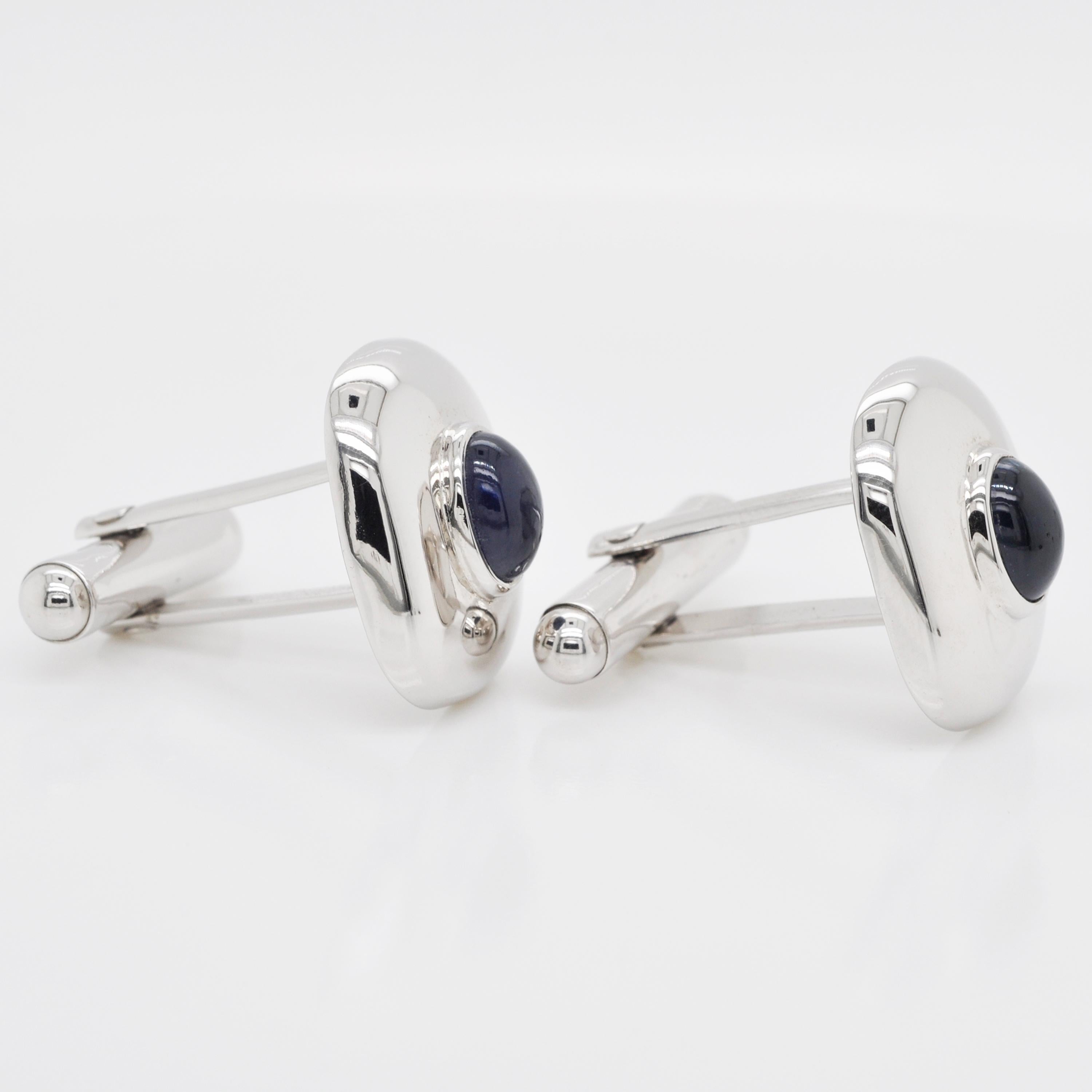 Sterling Silver Natural Blue Sapphire Oval Antique Shape Cufflinks In New Condition In Jaipur, Rajasthan