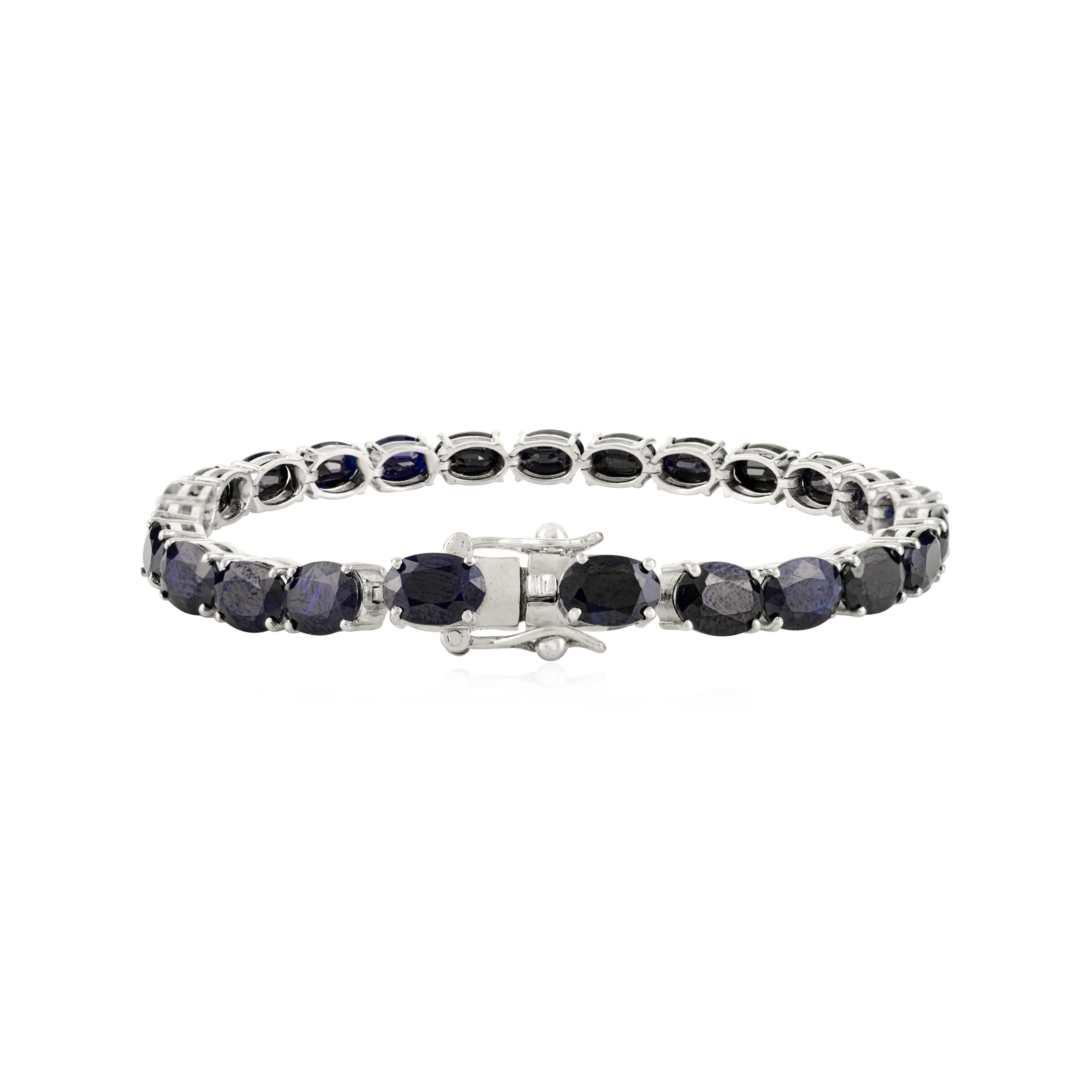 Bracciale tennis in argento Sterling con zaffiro blu taglio ovale Nature Gioielli in zaffiro In condizioni Nuovo in vendita a New York, NY