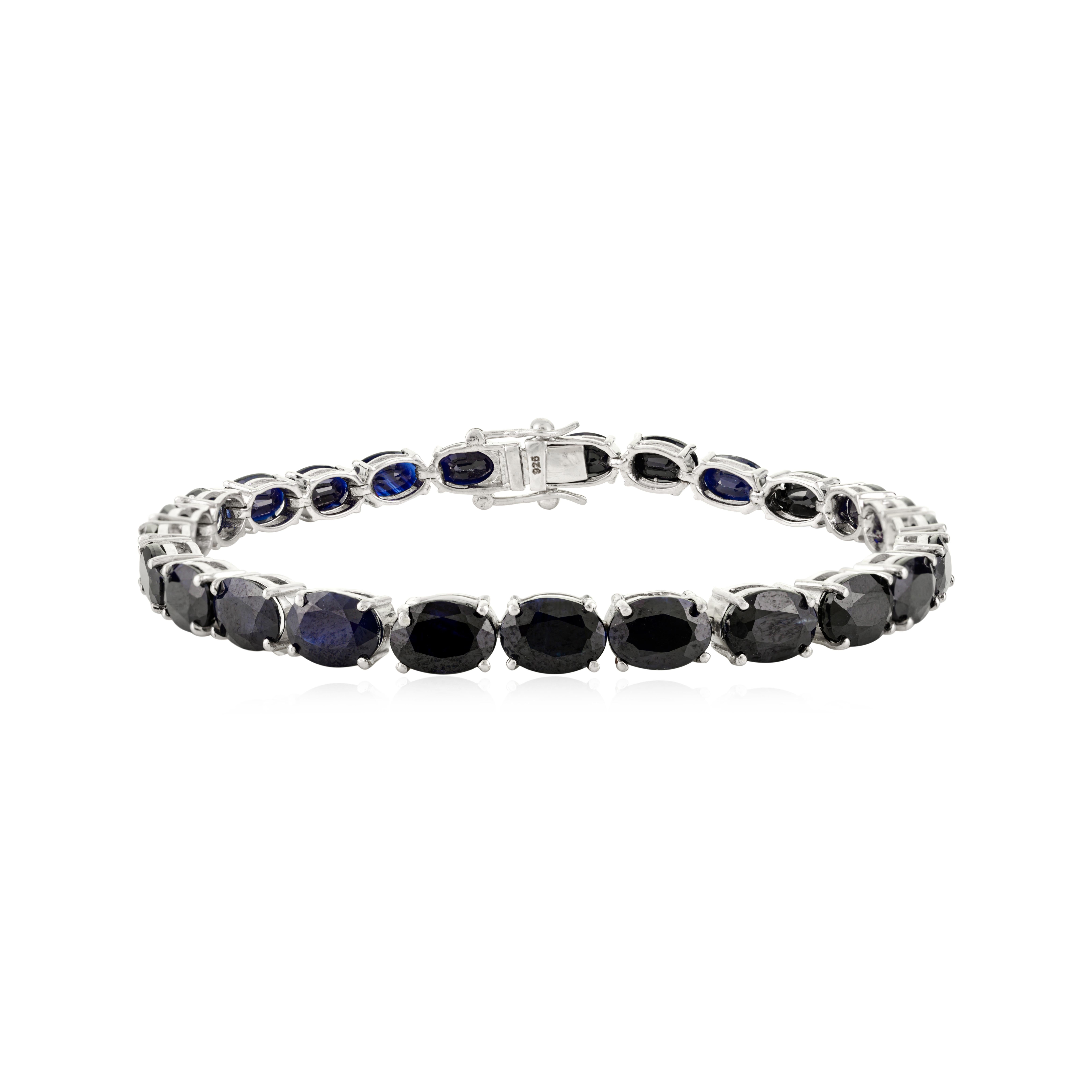 Bracciale tennis in argento Sterling con zaffiro blu taglio ovale Nature Gioielli in zaffiro in vendita 1
