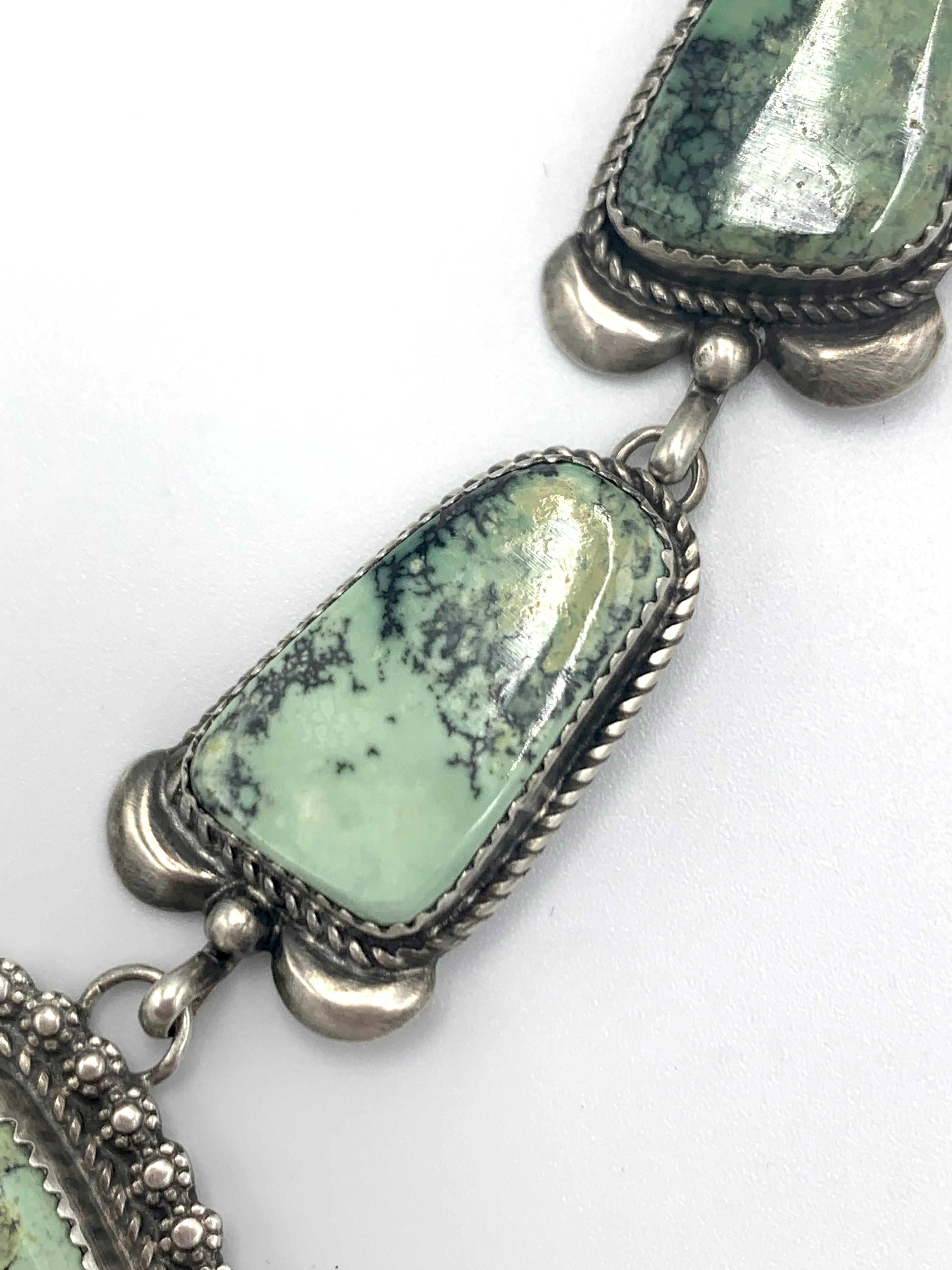 Collana in argento con pietre di turchese Dry Creek tagliate a mano di Mary Tso in vendita 7