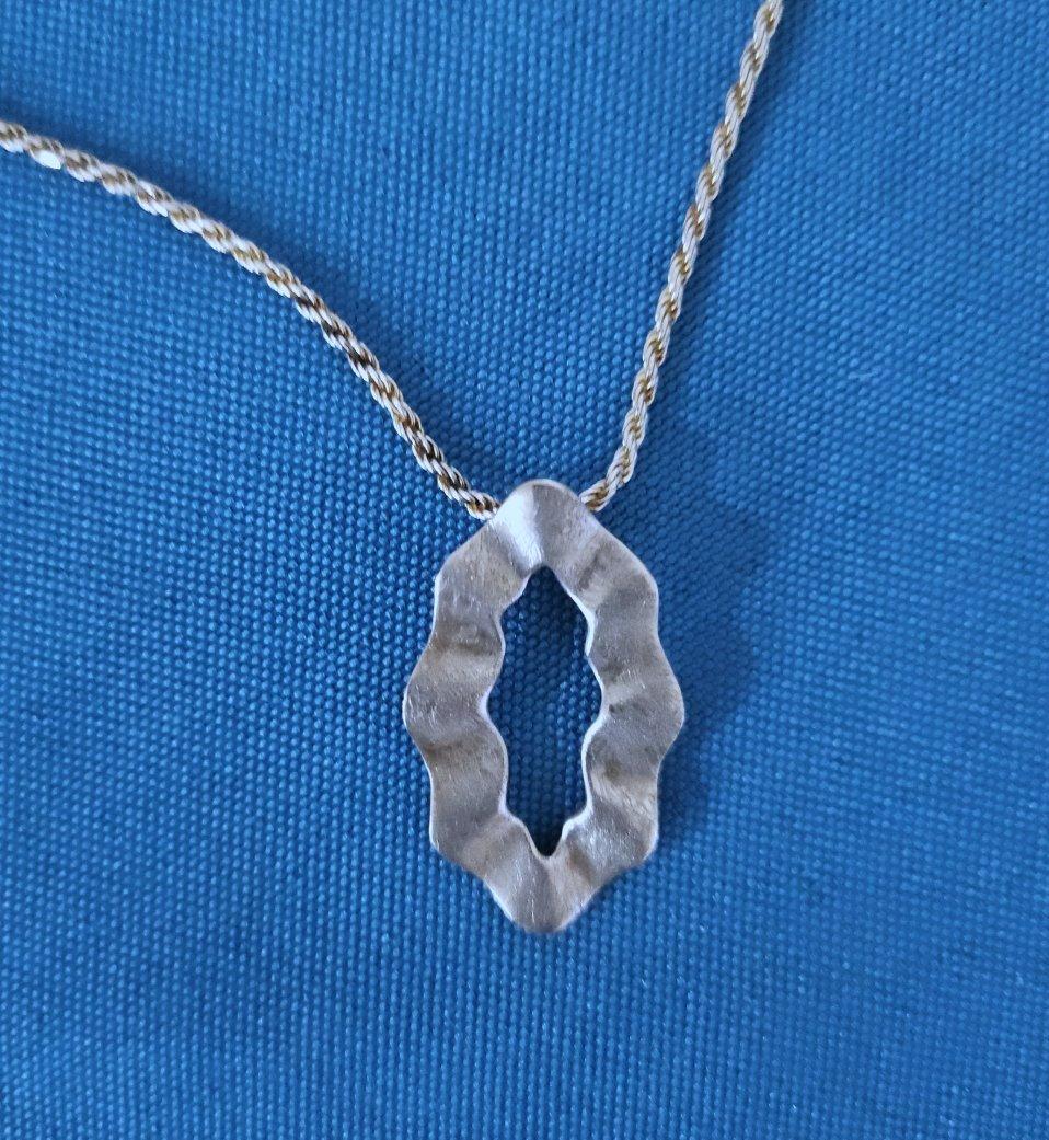 Unknown Sterling Silver Necklace with Oval Ruffled Pendant Slide For Sale