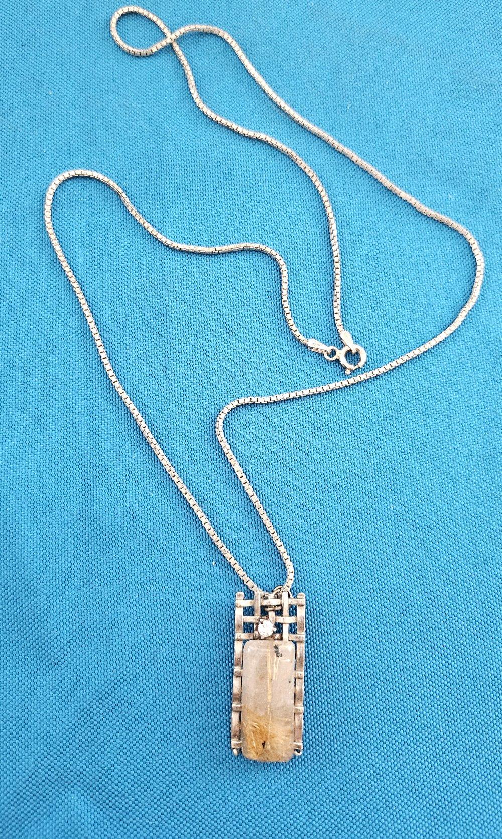 Sterling Silver Pendant Necklace with Rutilated Quartz In Good Condition For Sale In Warrenton, OR