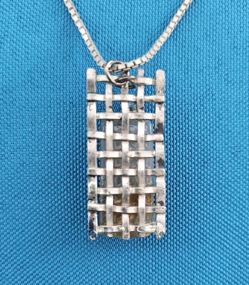 20th Century Sterling Silver Pendant Necklace with Rutilated Quartz For Sale