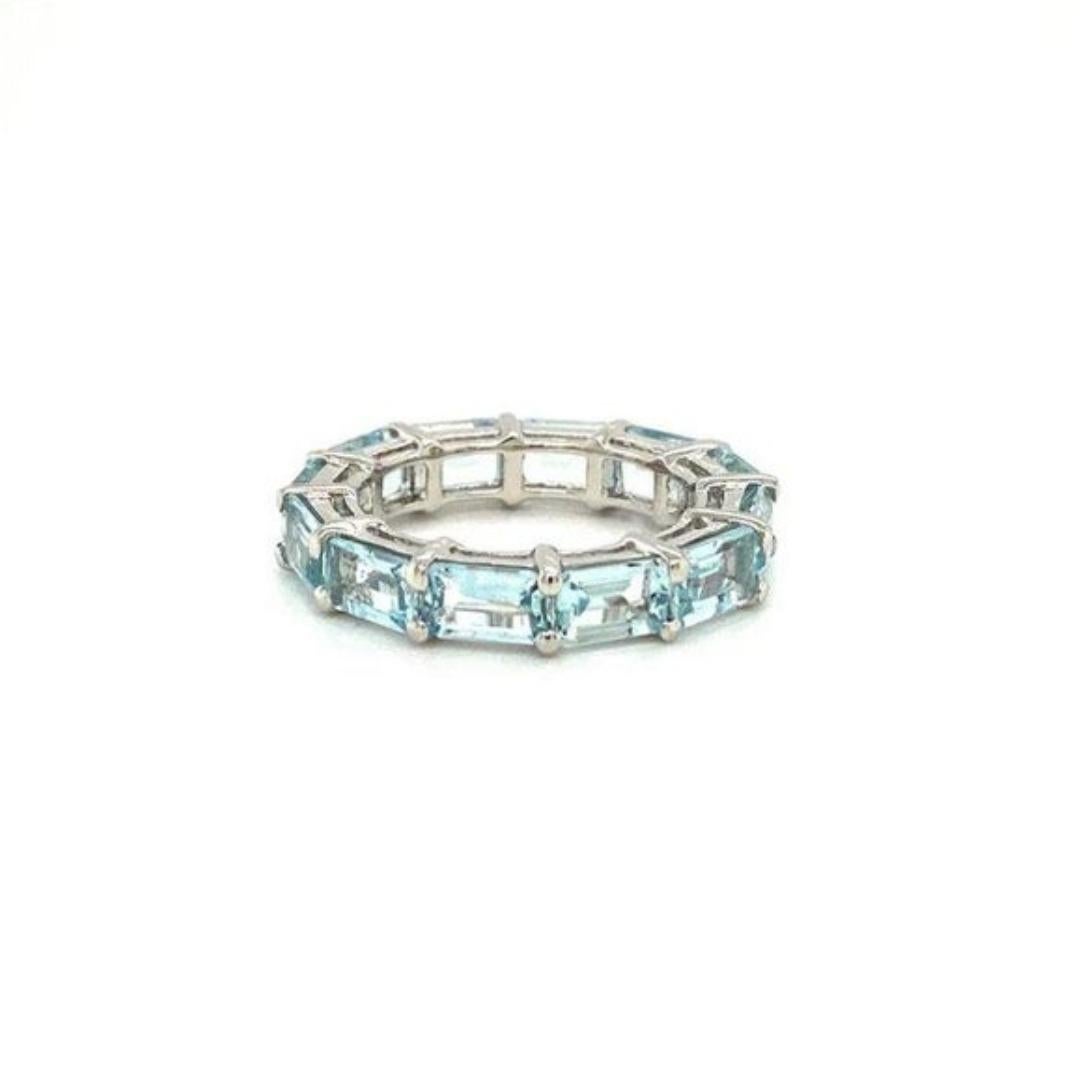 For Sale:  Sterling Silver Octagon Cut Aquamarine Gemstone Eternity Wedding Band for Mom 8