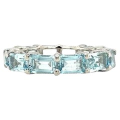 Alliance éternelle en argent sterling pour maman avec aigue-marine taillée en forme d'octogone