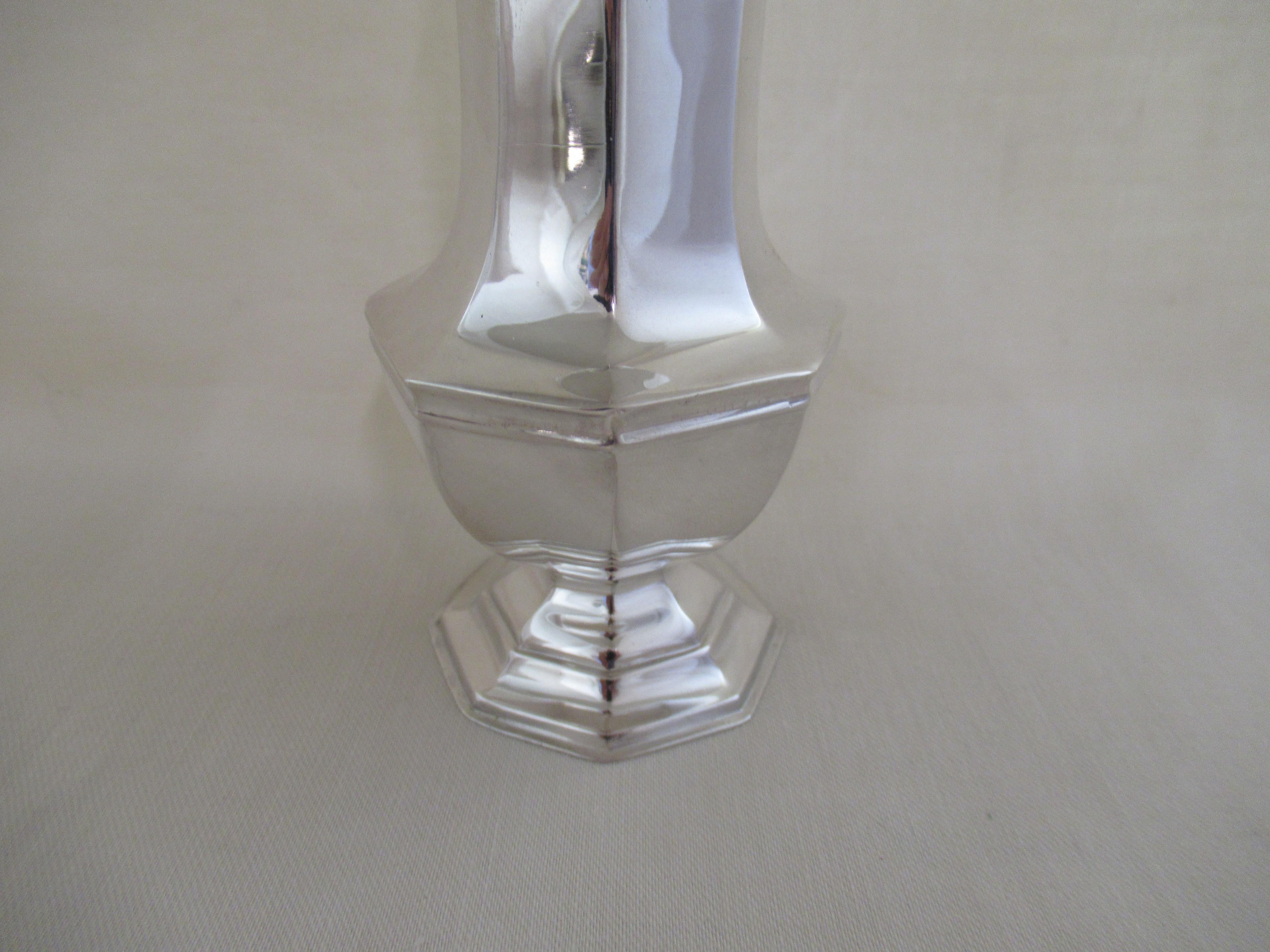 Hand-Crafted Sterling Silver Octagonal Baluster Sugar Caster Hallmarked:- London, 1903 For Sale