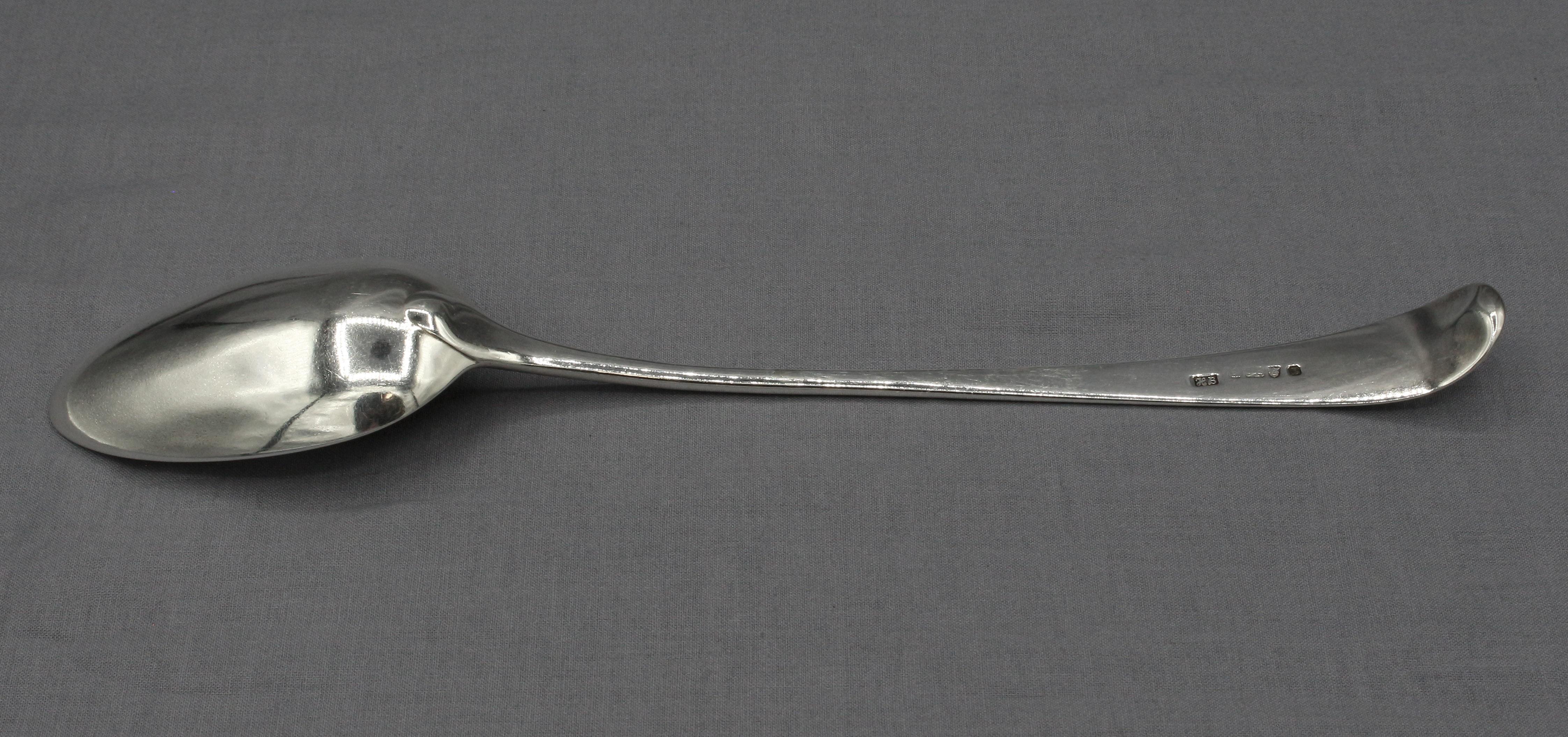 Georgian Sterling Silver Old English Basting Spoon by Hester Bateman, 1785, London For Sale