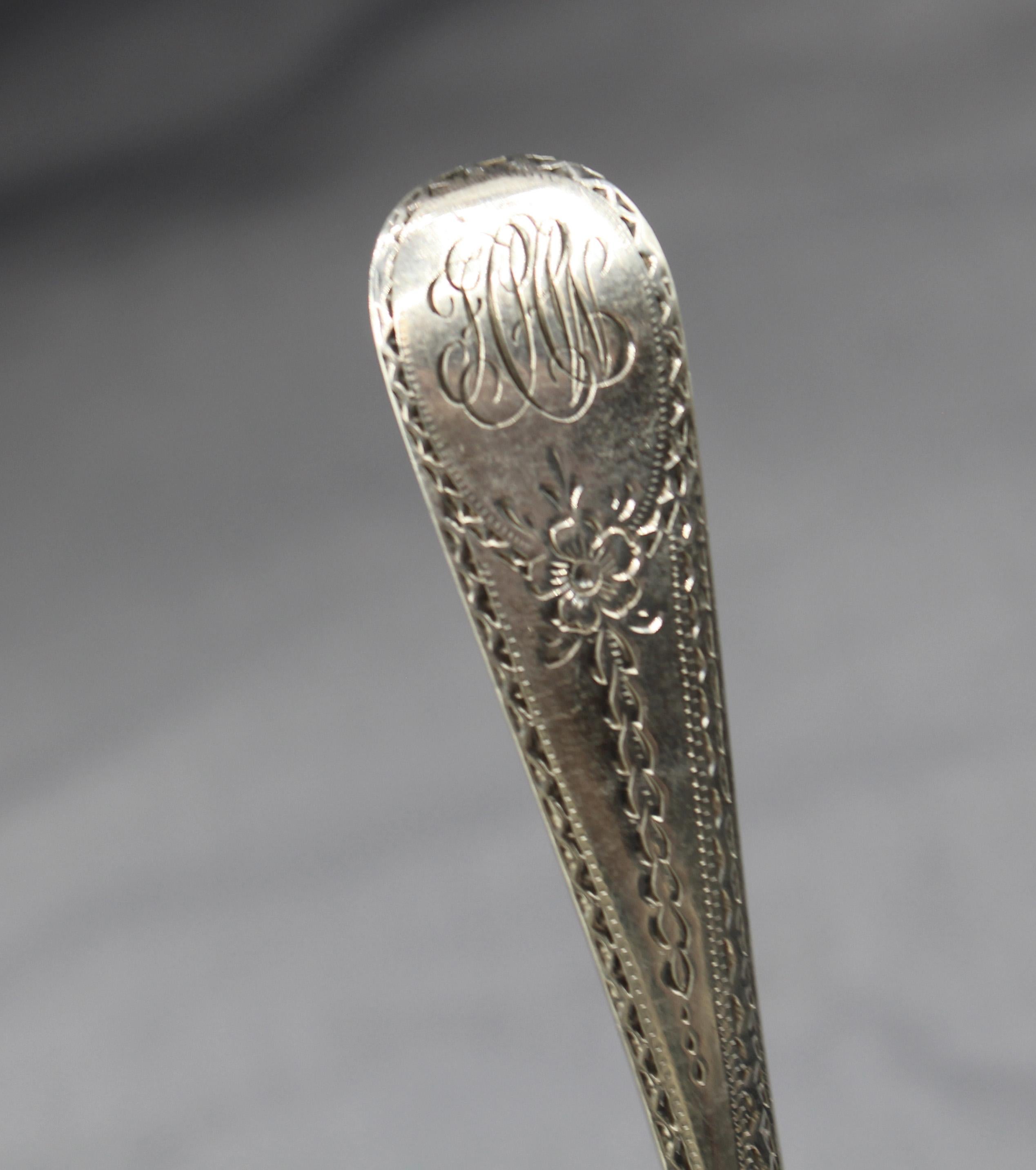 Sterling Silver Old English Engraved Pattern Gravy Ladles by John Lias For Sale 4