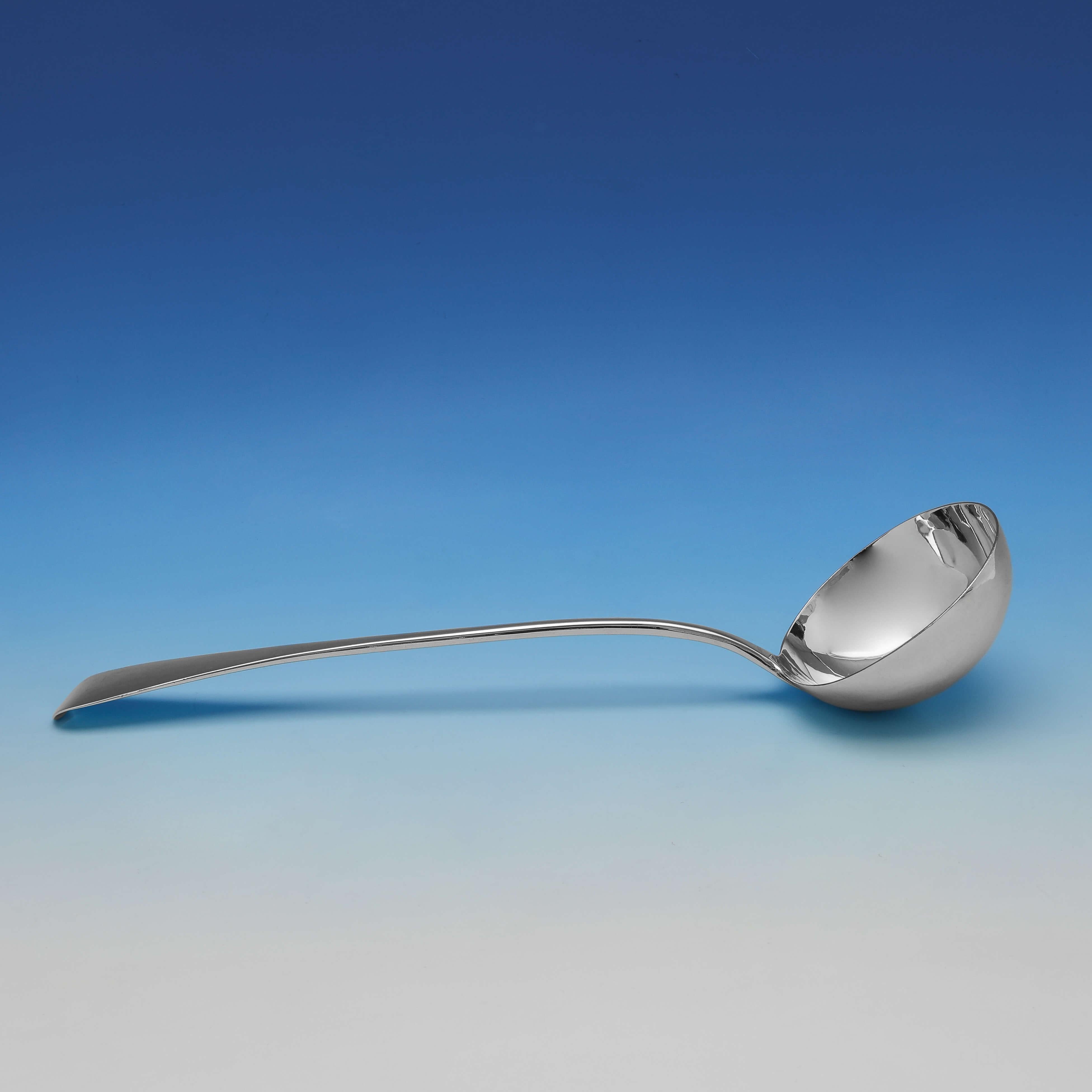 Victorian Sterling Silver Old English Pattern Soup Ladle by George Adams 1861 In Good Condition In London, London