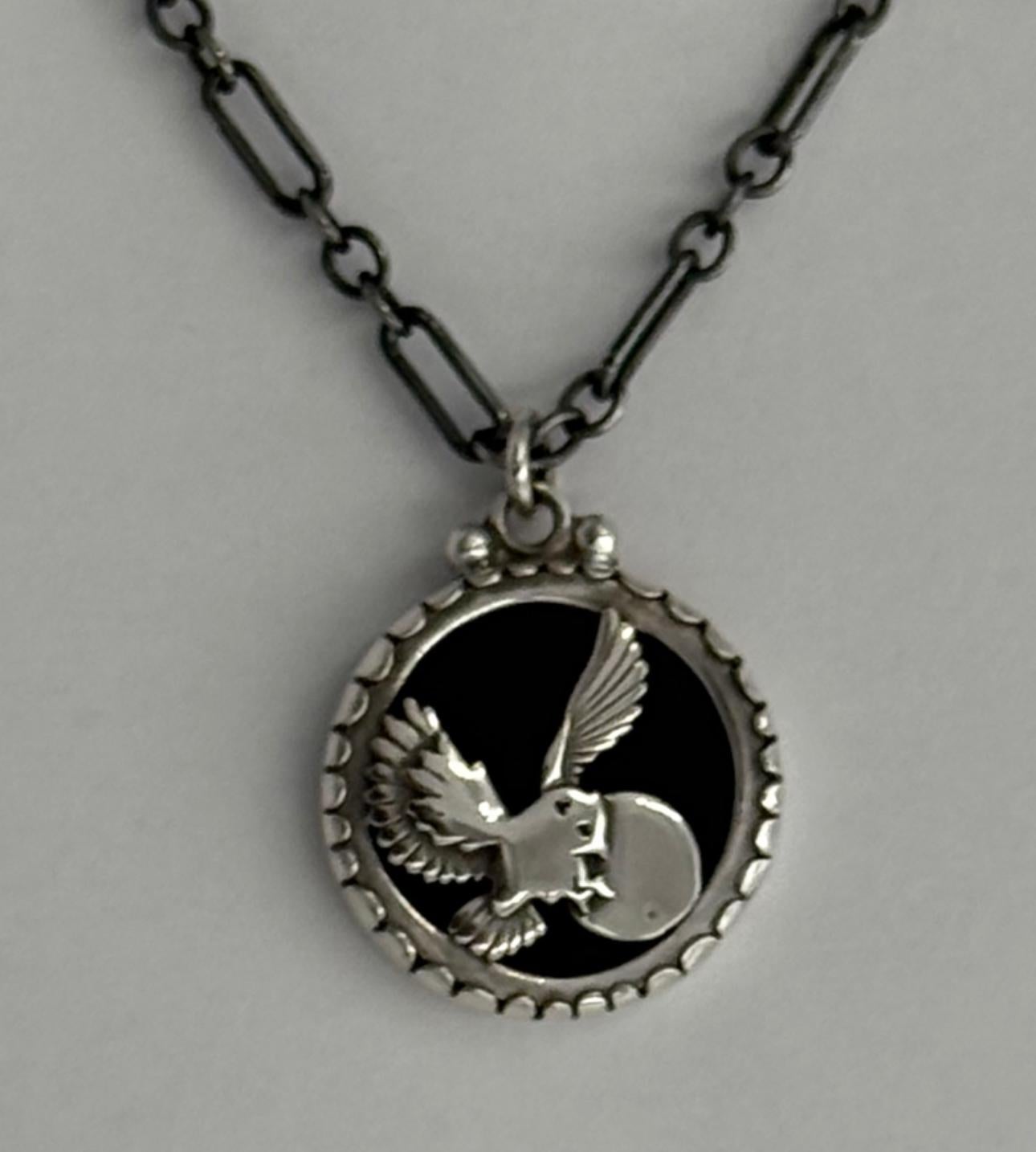 Artista Ciondolo in argento sterling e onice REVERSIBILE, Aquila e Gufo Merrificati Heyoka in vendita