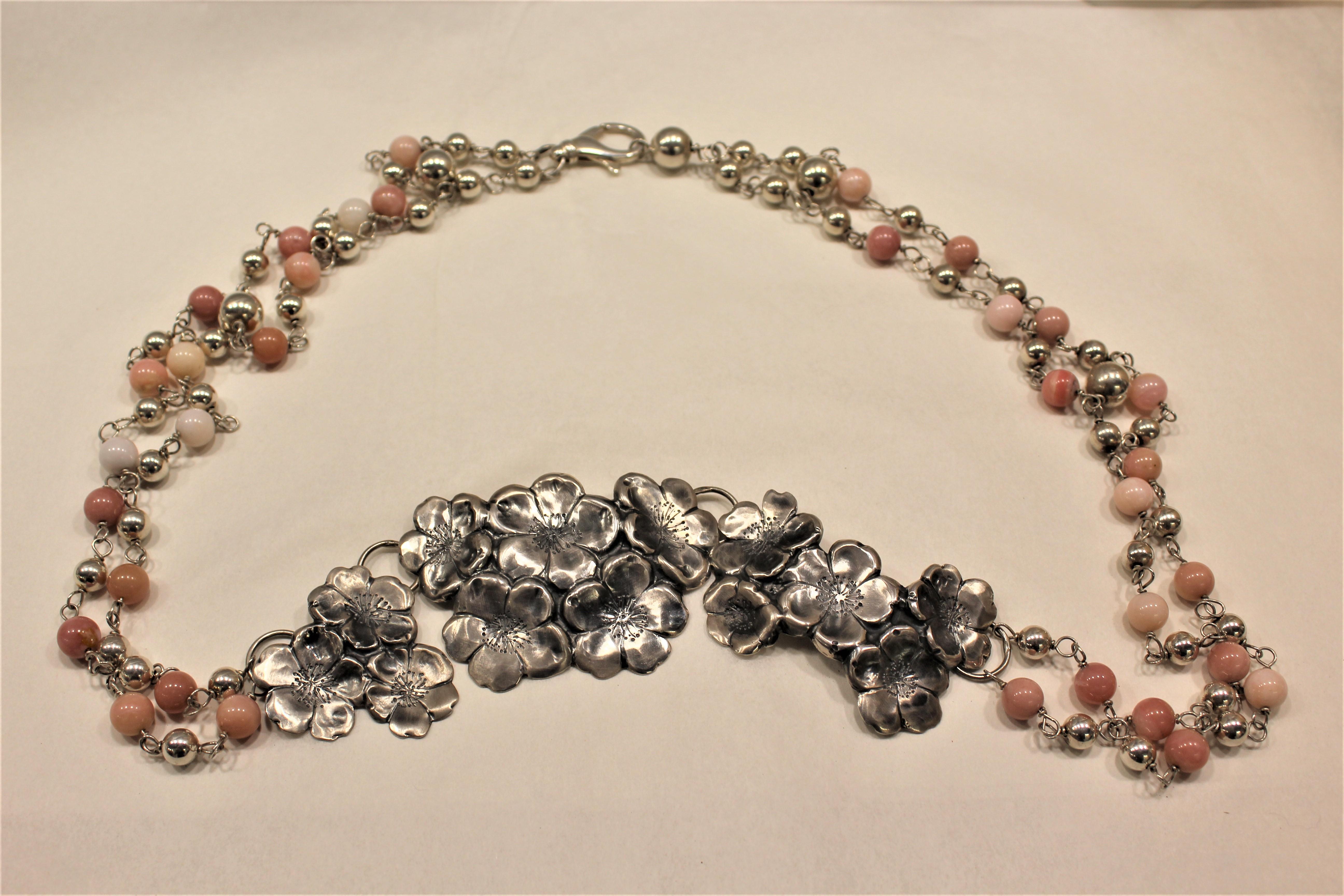 Sterling Silver, Opal, Necklace, Cherry Blossom, Handmade, Italy In New Condition For Sale In Firenze, IT