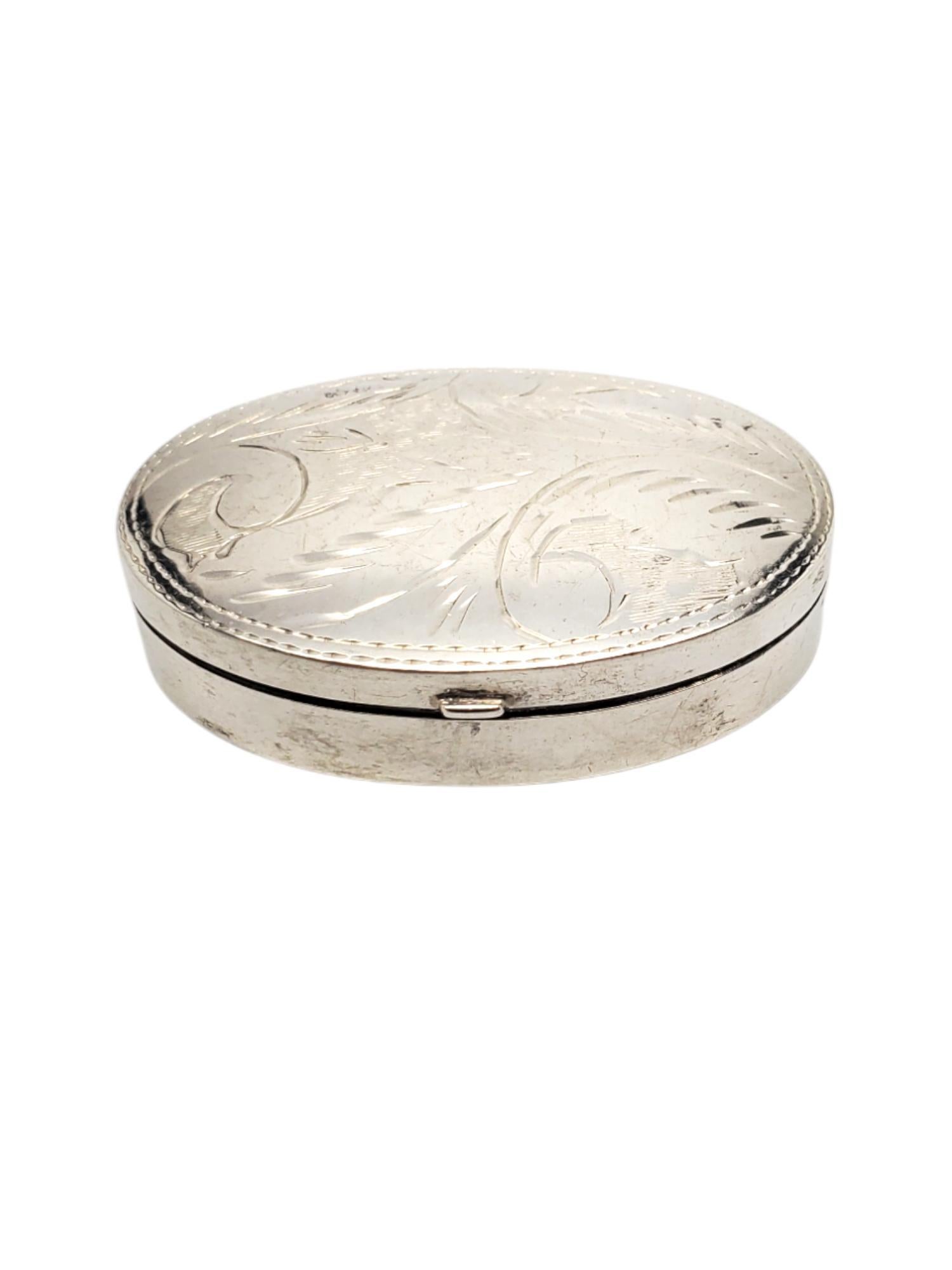 Boîte à pilules ovale en argent sterling n° 19679 Bon état - En vente à Washington Depot, CT
