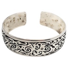 Brazalete ancho con filigrana recortada de plata de ley oxidada #20765