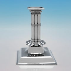 Coppia di candelieri in argento sterling in stile Charles II - Londra 1903