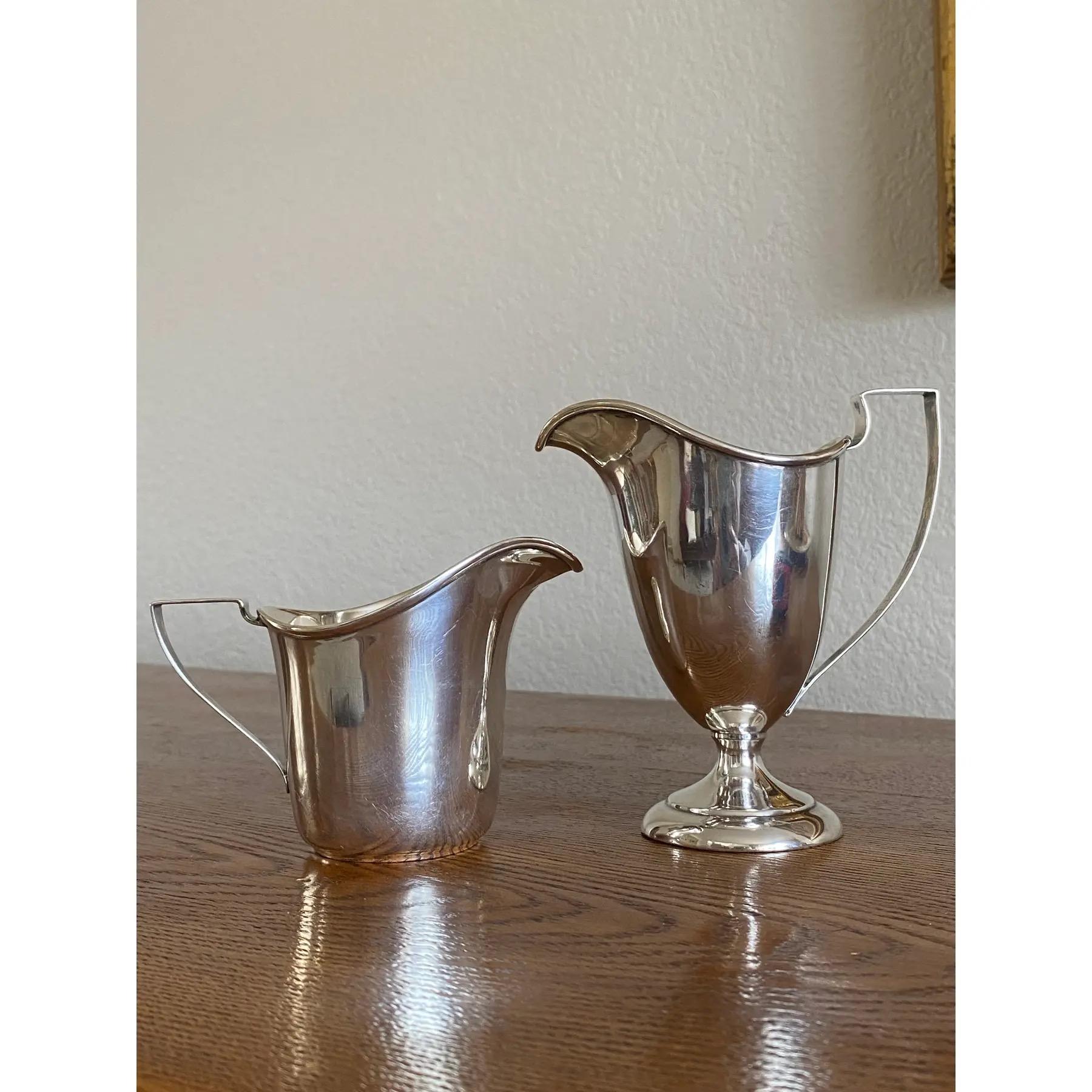 Coppia di lattiere in argento sterling, set da 2 In condizioni buone in vendita a Round Top, TX