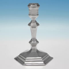 Sechseckige viktorianische antike Sterling Silber Paar gegossene Kerzenständer von 1883