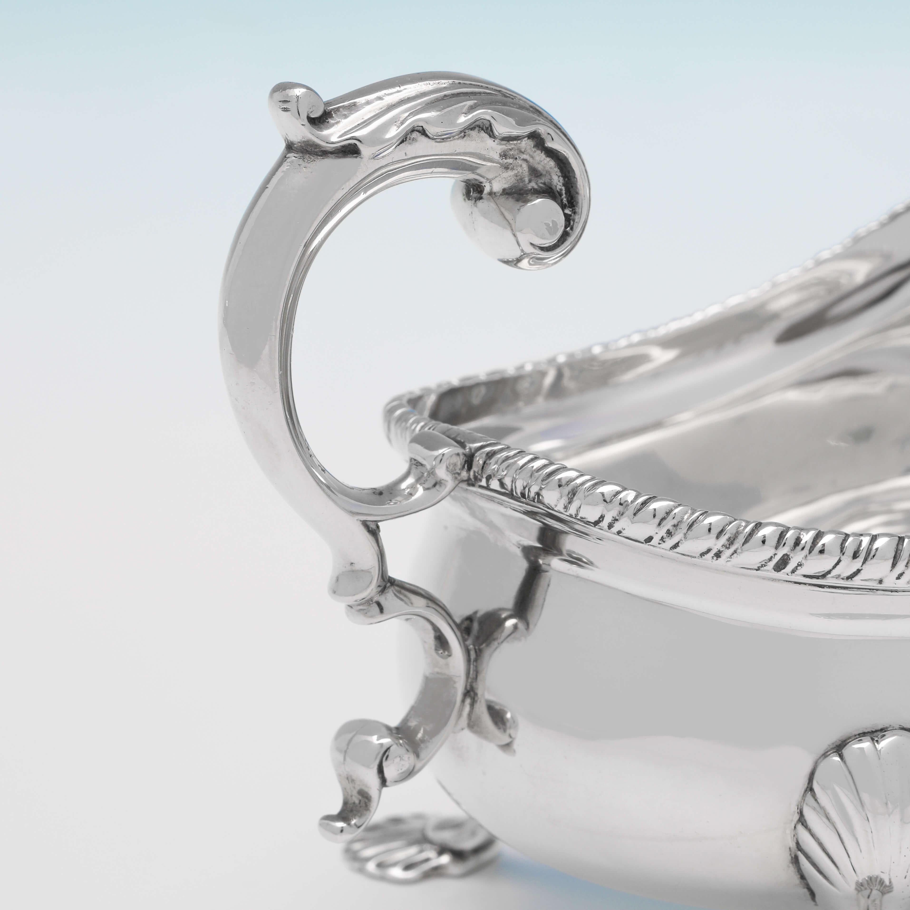 English Victorian Sterling Silver Pair of Sauce Boats, London 1896, Lambert & Co. For Sale
