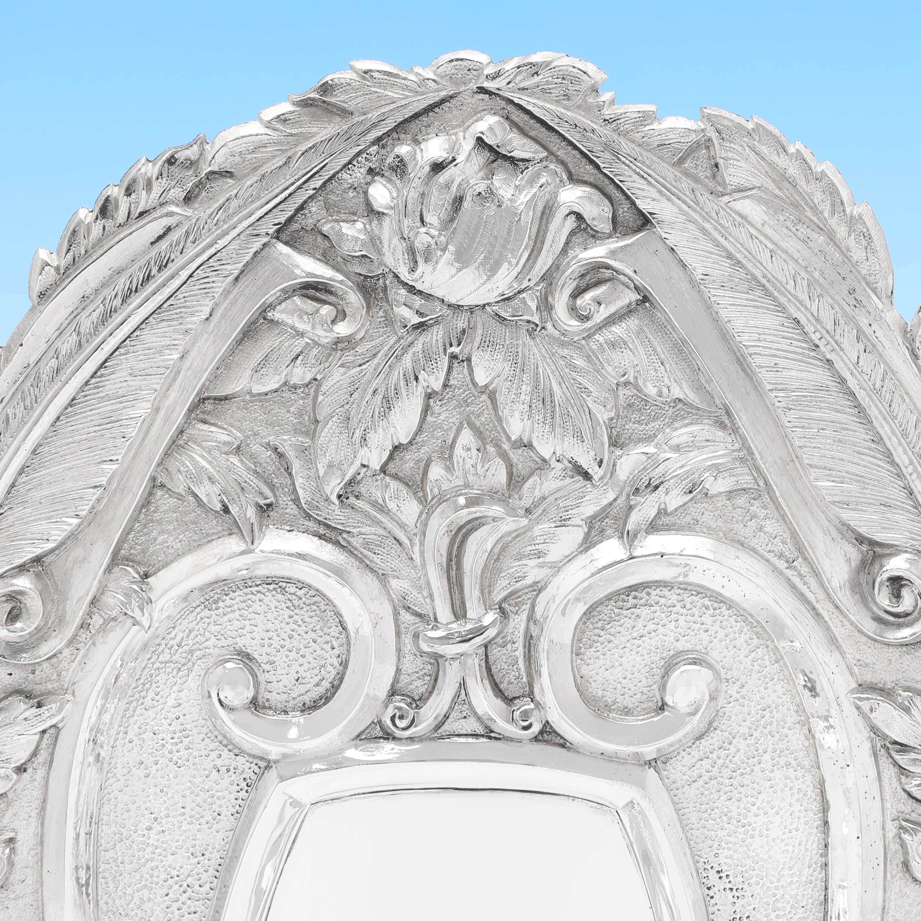English Asprey Rococo Revival Sterling Silver Pair of Wall Sconces, London 1961