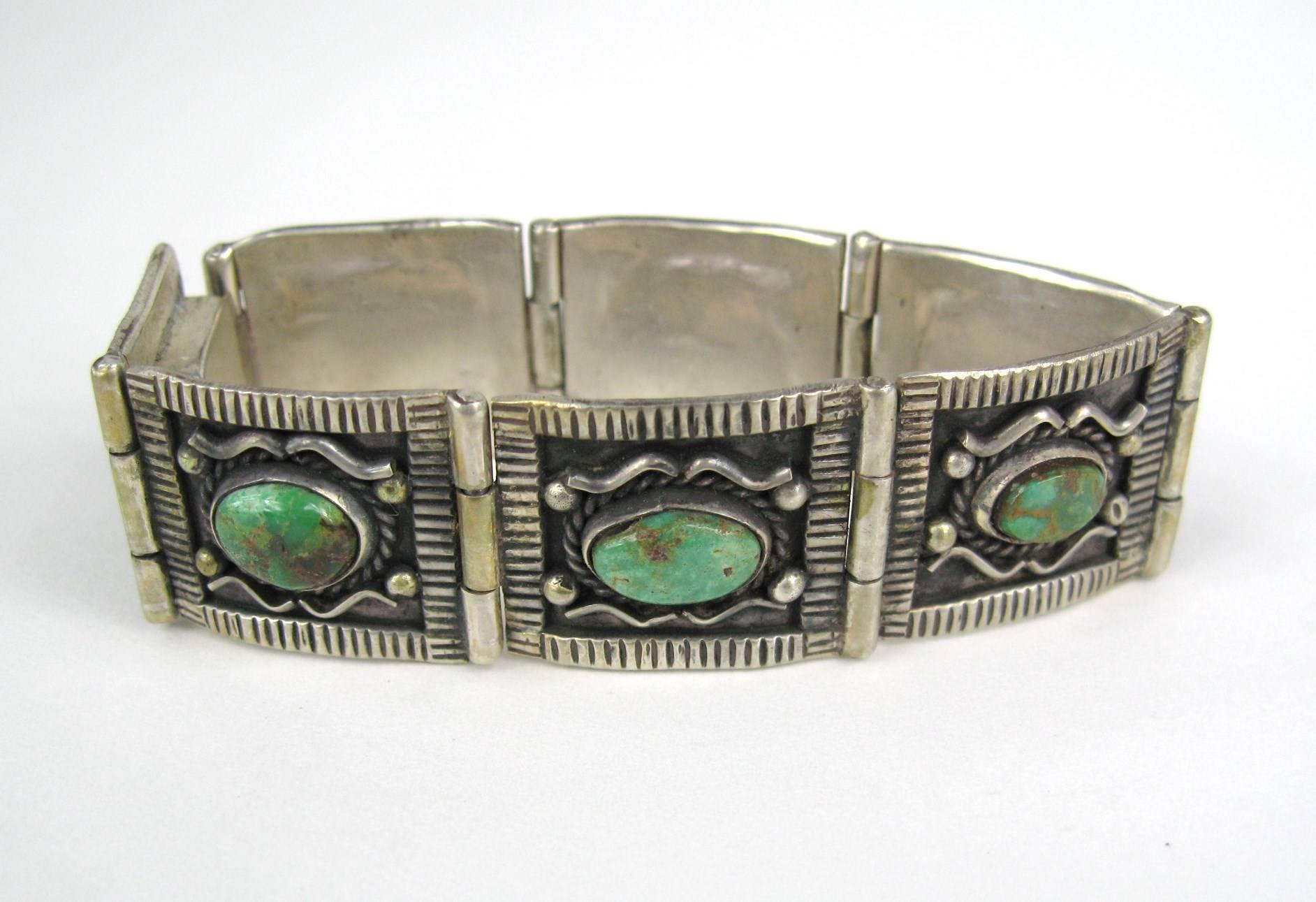 Türkisfarbenes Tafelarmband aus Sterlingsilber von Old Pawn  (Indigene Kunst (Nord-/Südamerika)) im Angebot