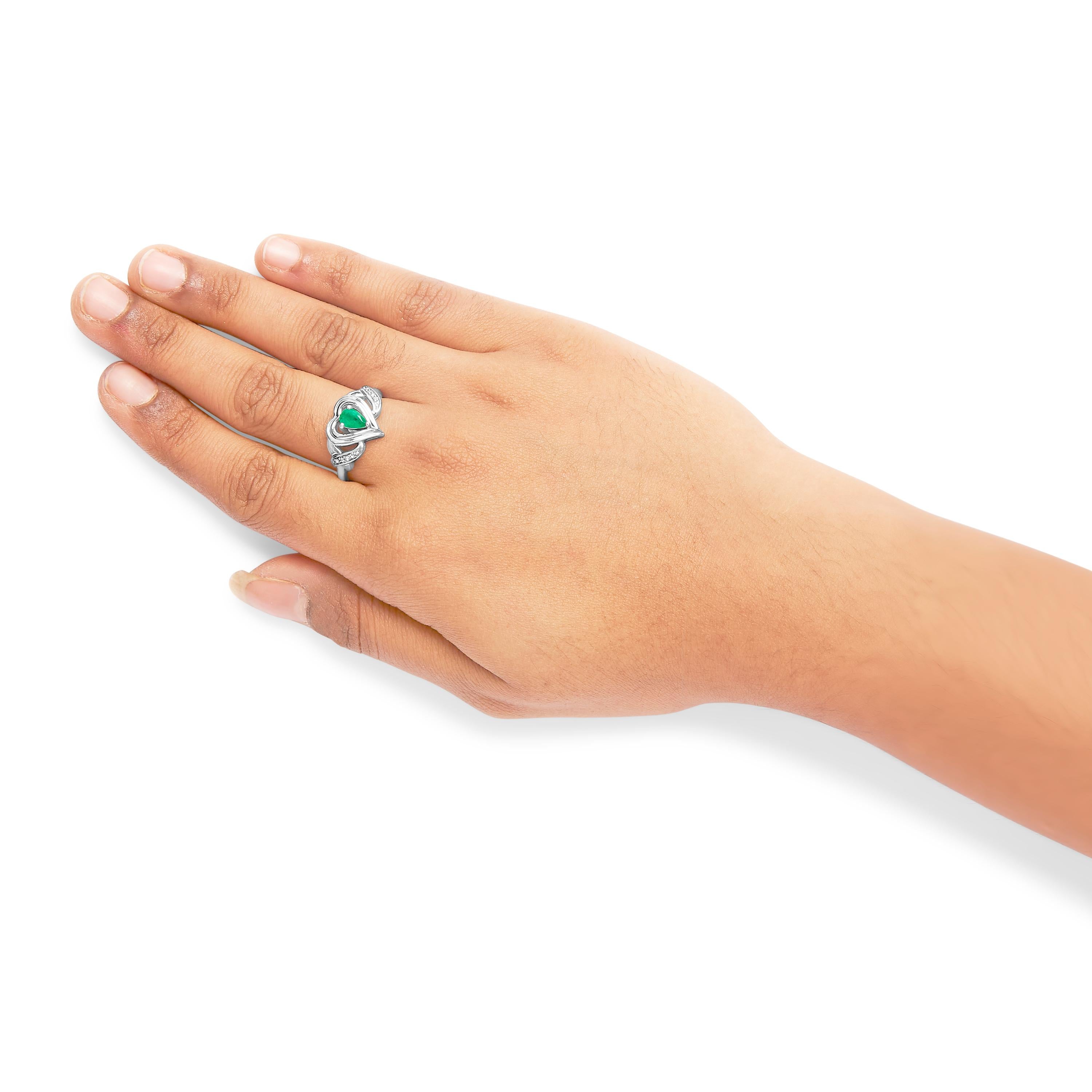 For Sale:  Sterling Silver Pear Emerald Gemstone with Diamond Accent Heart Promise Ring 6