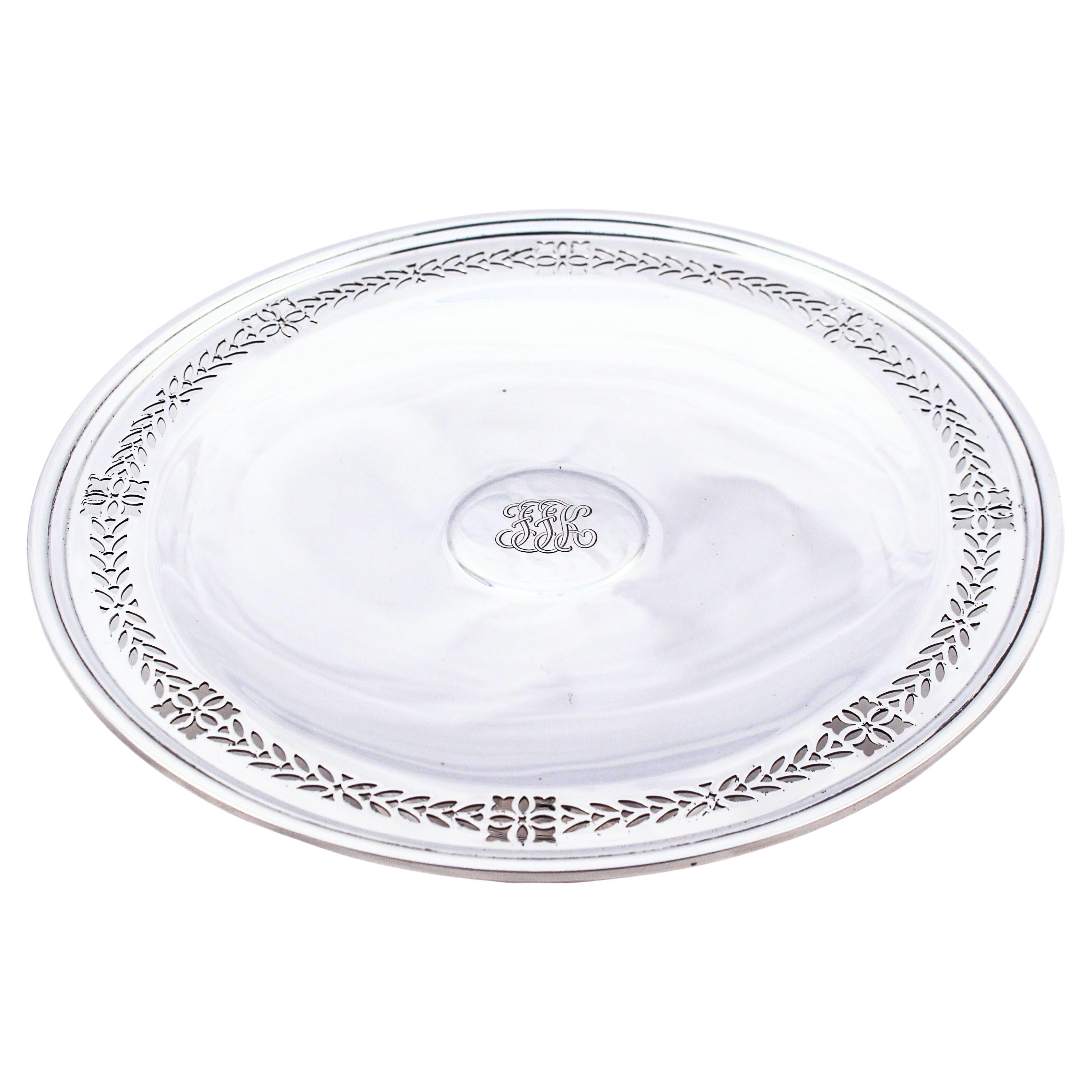 Sockel-Tazza aus Sterling Silber