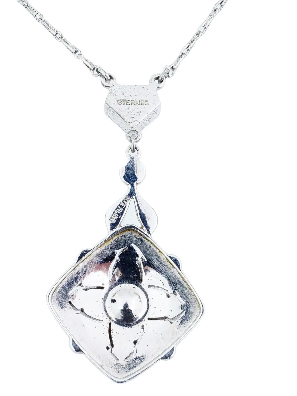 Sterling Silver Pendant Necklace With Stones en vente 2
