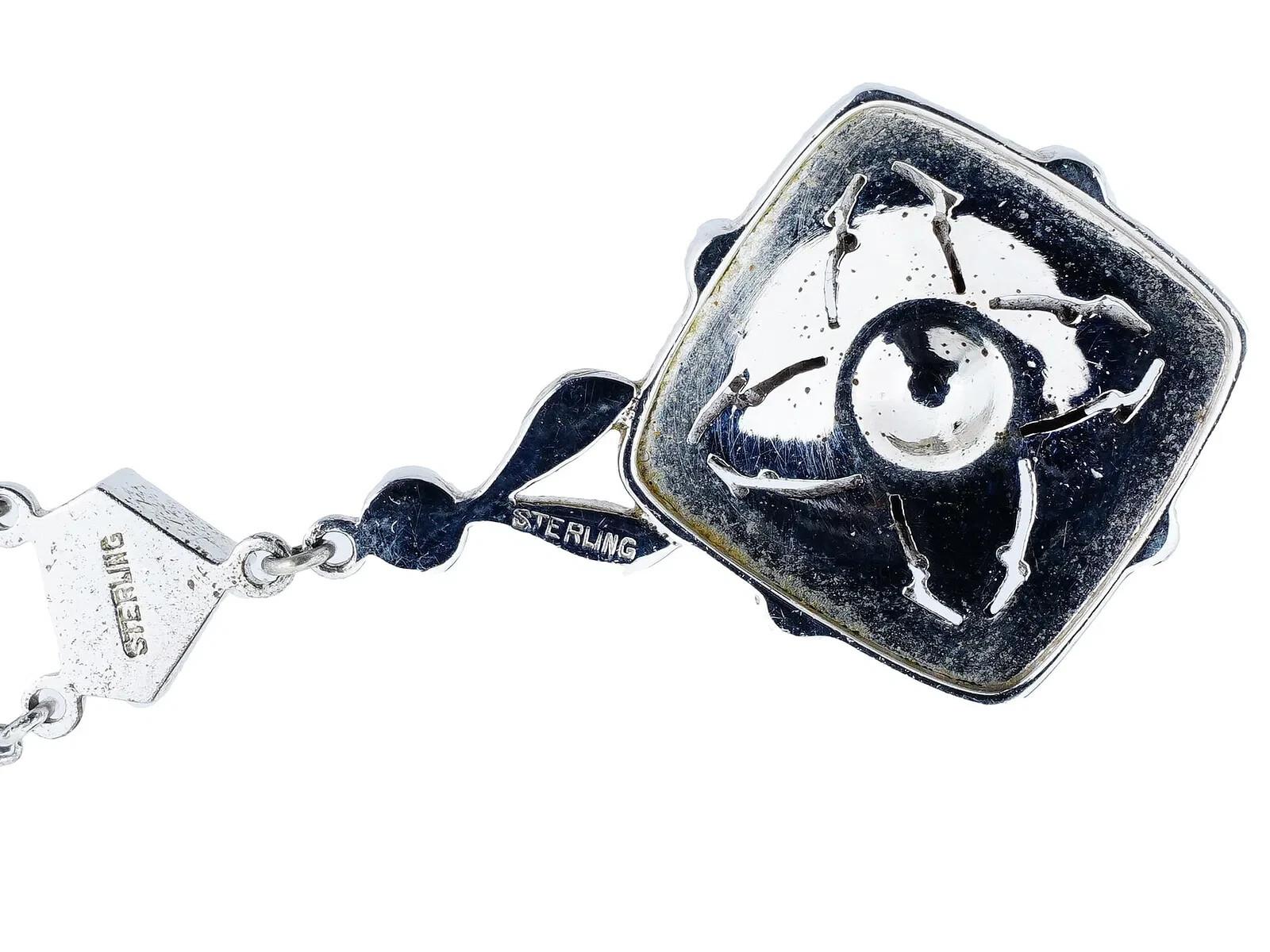 Sterling Silver Pendant Necklace With Stones en vente 3