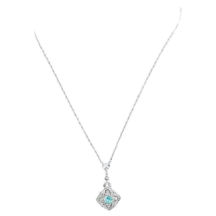 Sterling Silver Pendant Necklace With Stones en vente