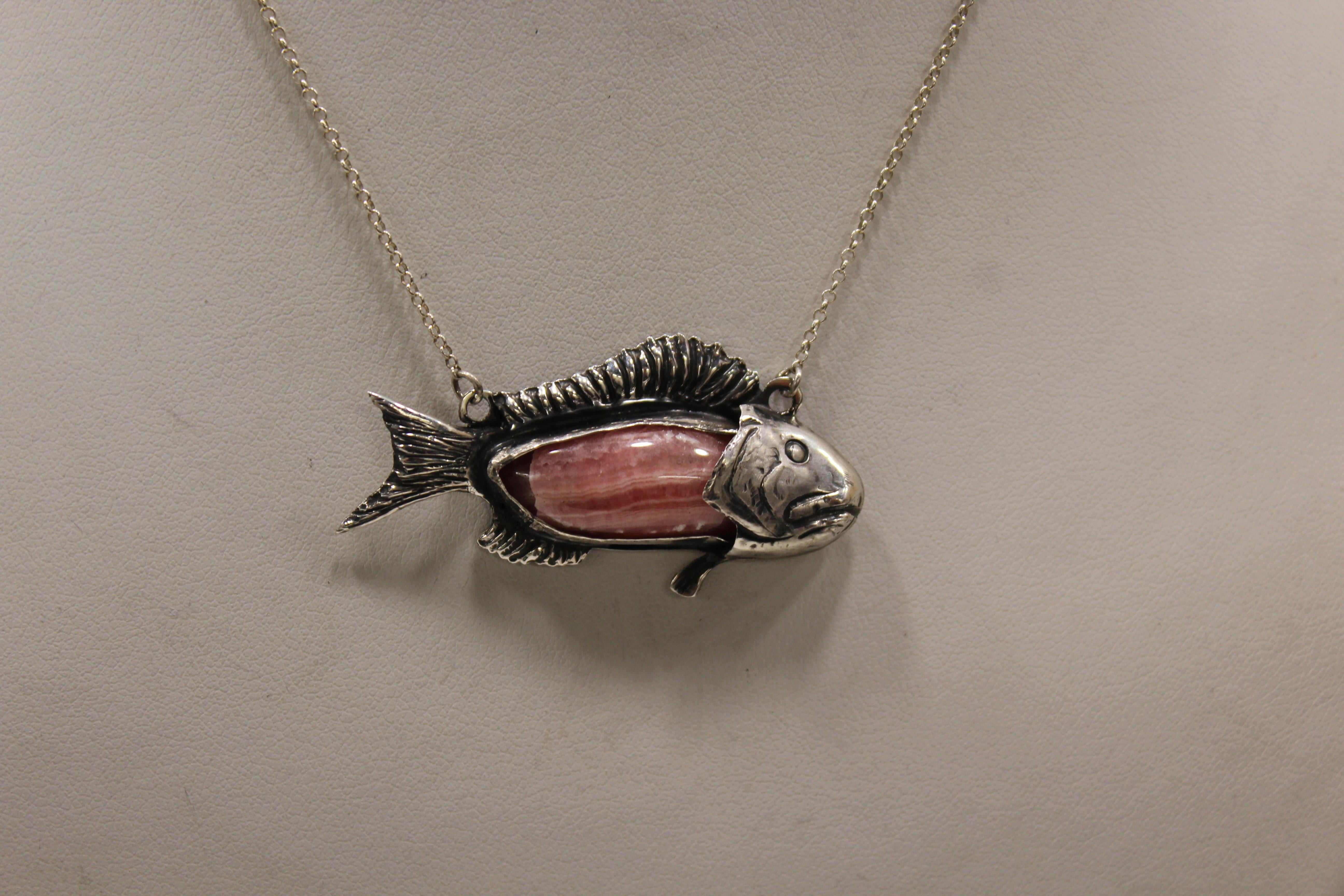 mango fish necklace