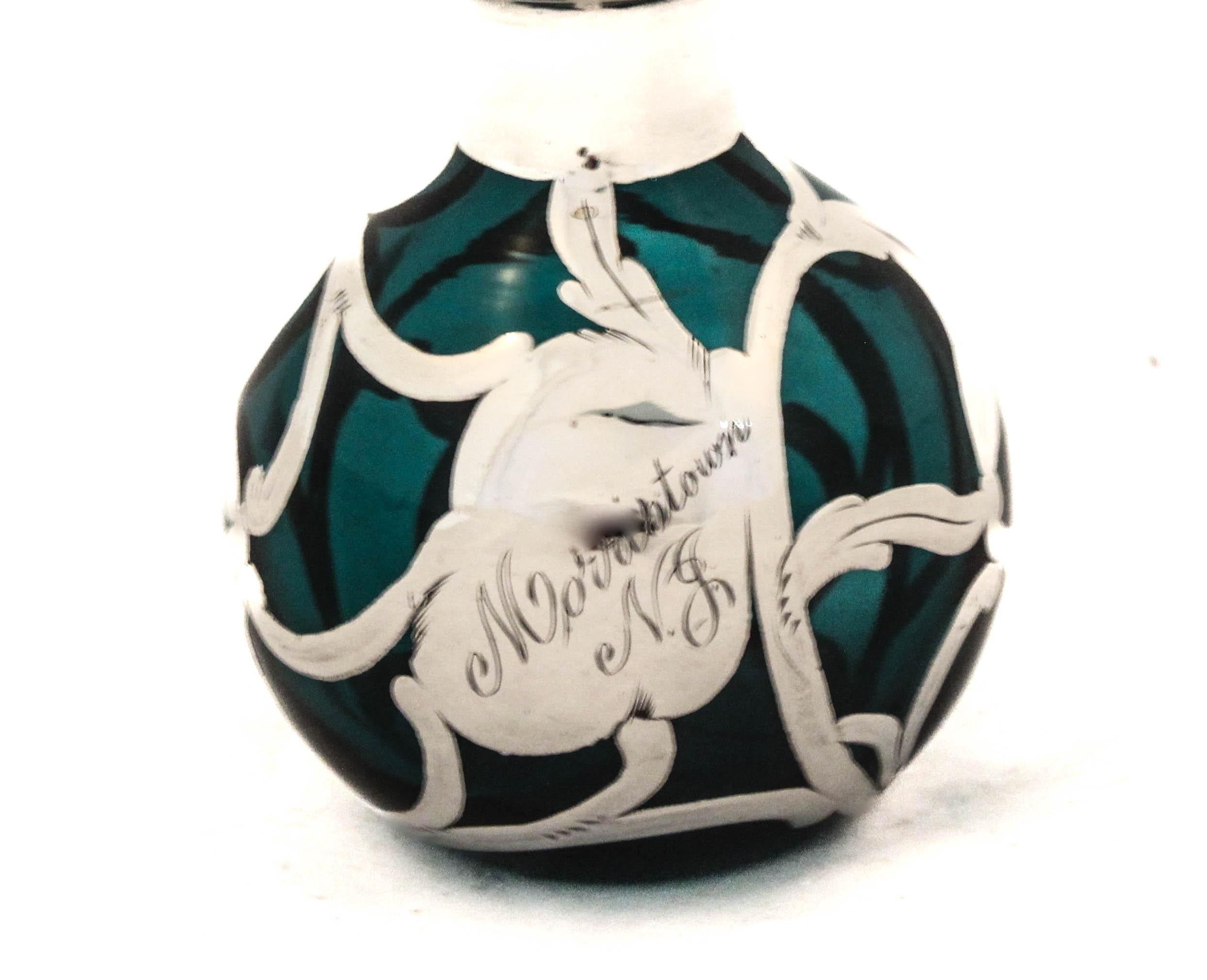 Inizio XX secolo Bottiglia per profumo in argento sterling in vendita