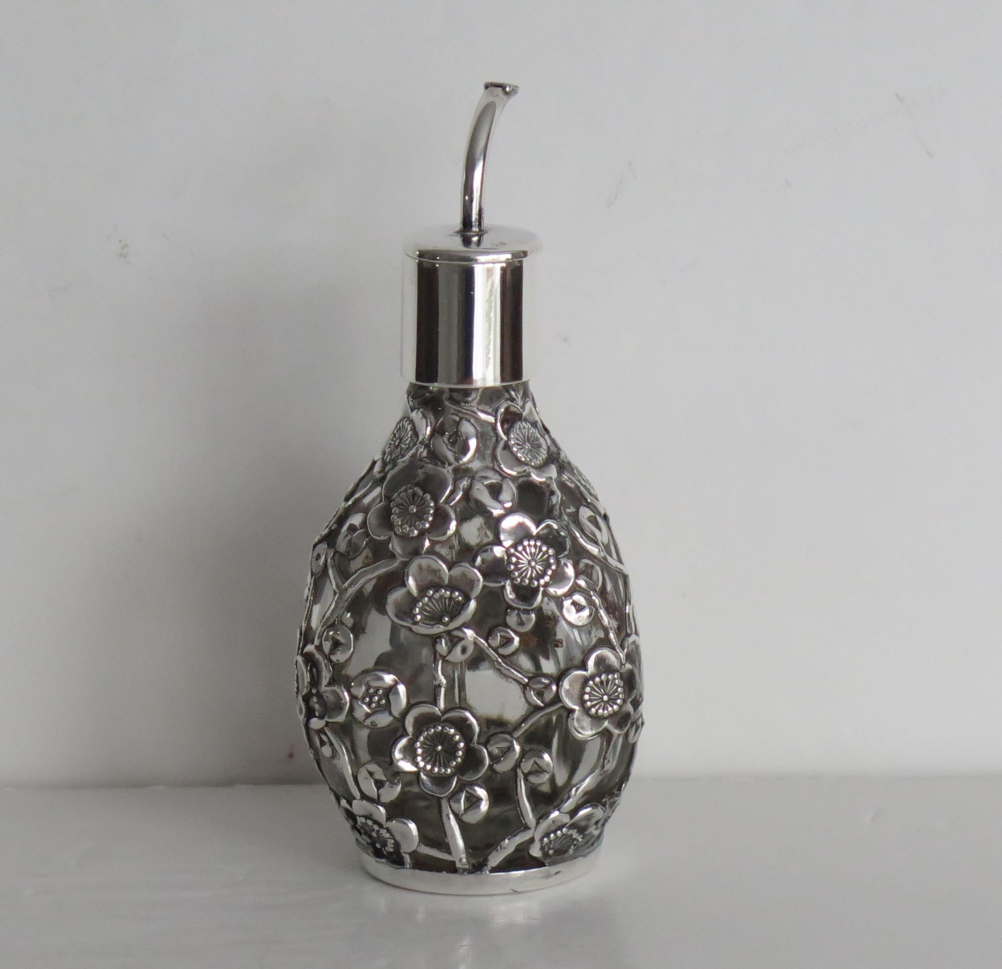 English Edwardian Perfume or Scent Bottle Sterling Silver Filigree over Glass, Ca 1900