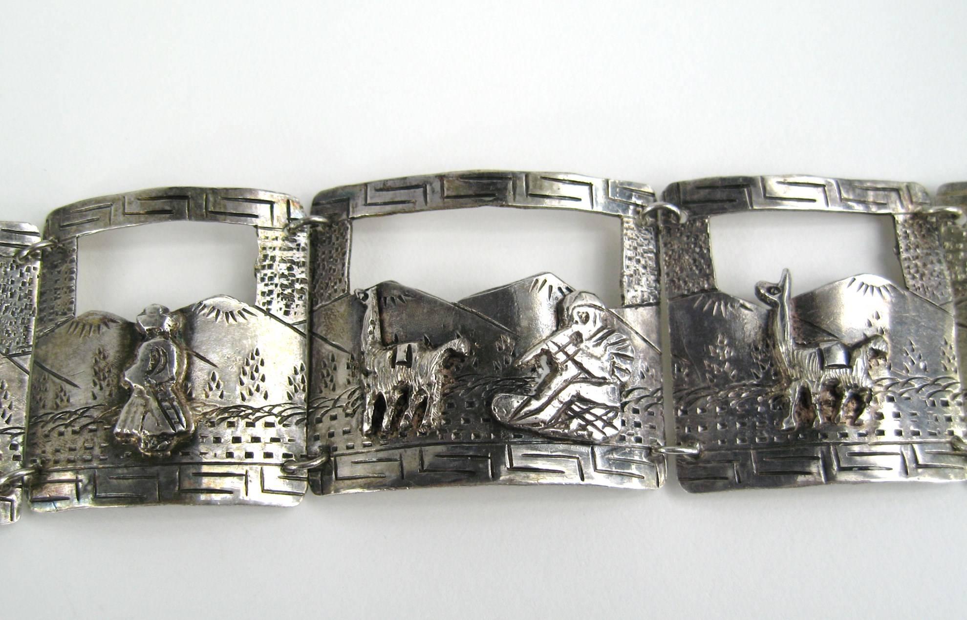 Bracelet 3D en argent sterling avec panneaux péruviens du Pérou en relief  Bon état - En vente à Wallkill, NY